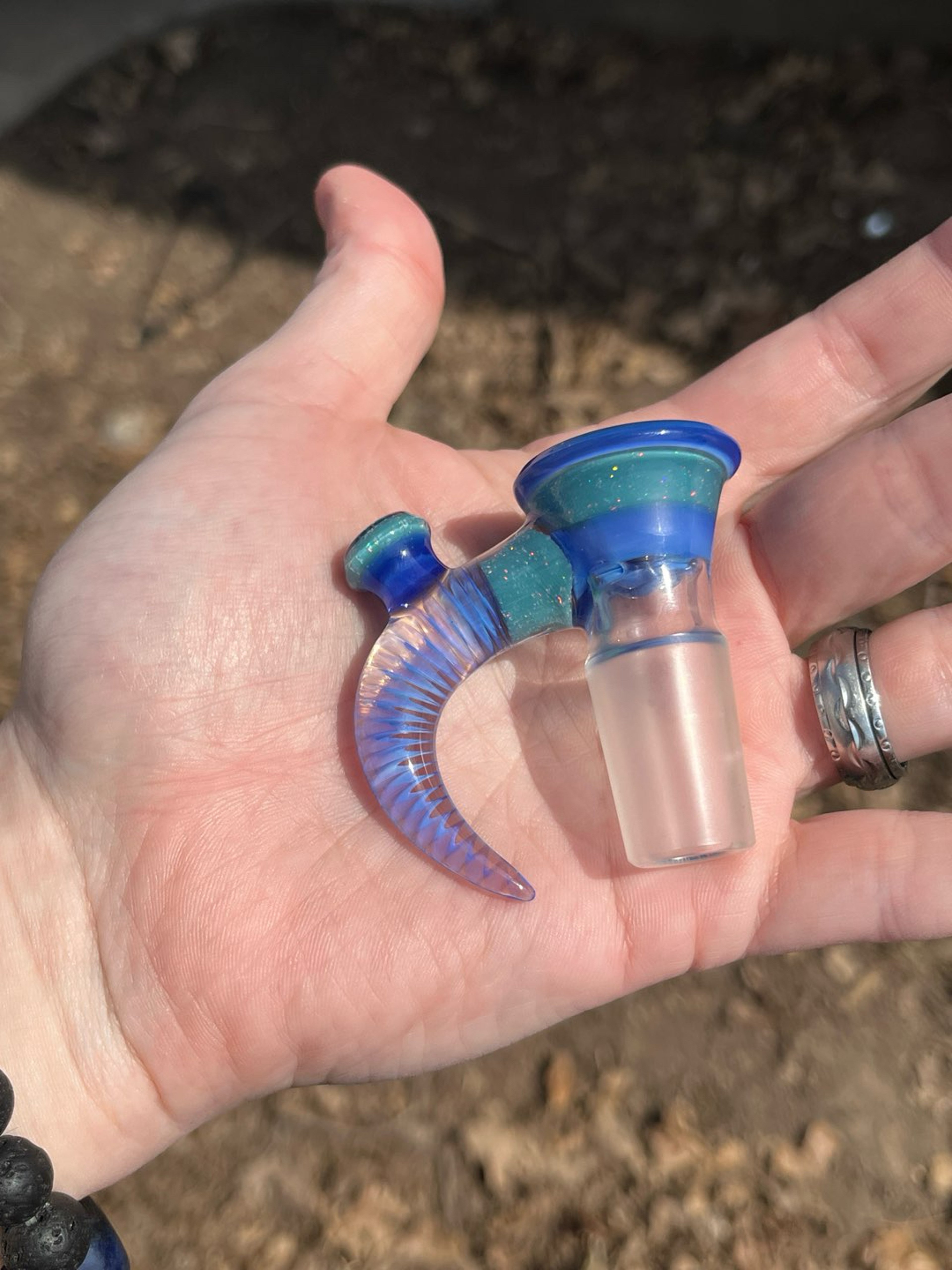 Preview pic of Jamms glass 2 tone cropal