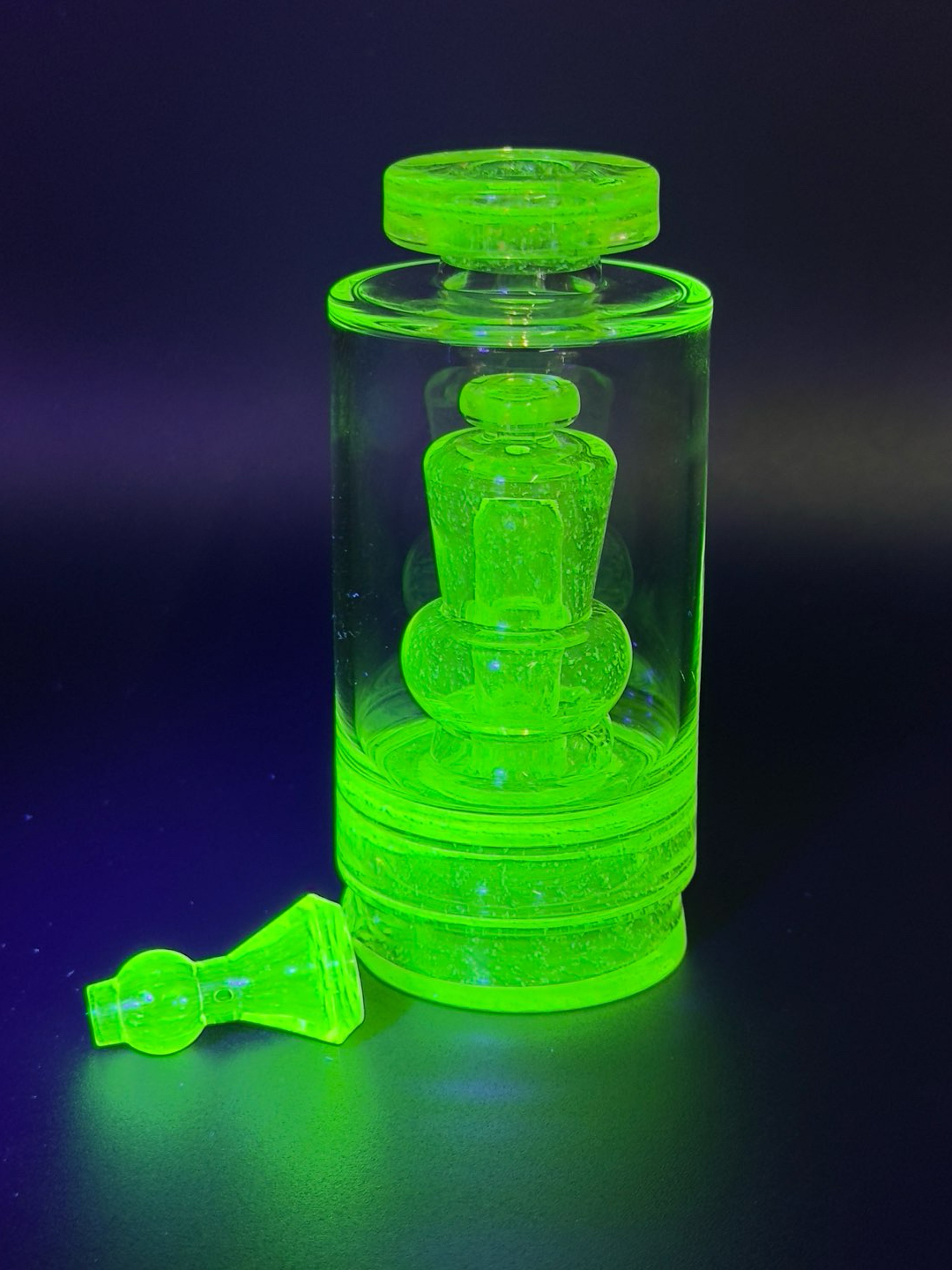 Preview pic of Spiders Glass 2022 UV Citrine 2-Hole