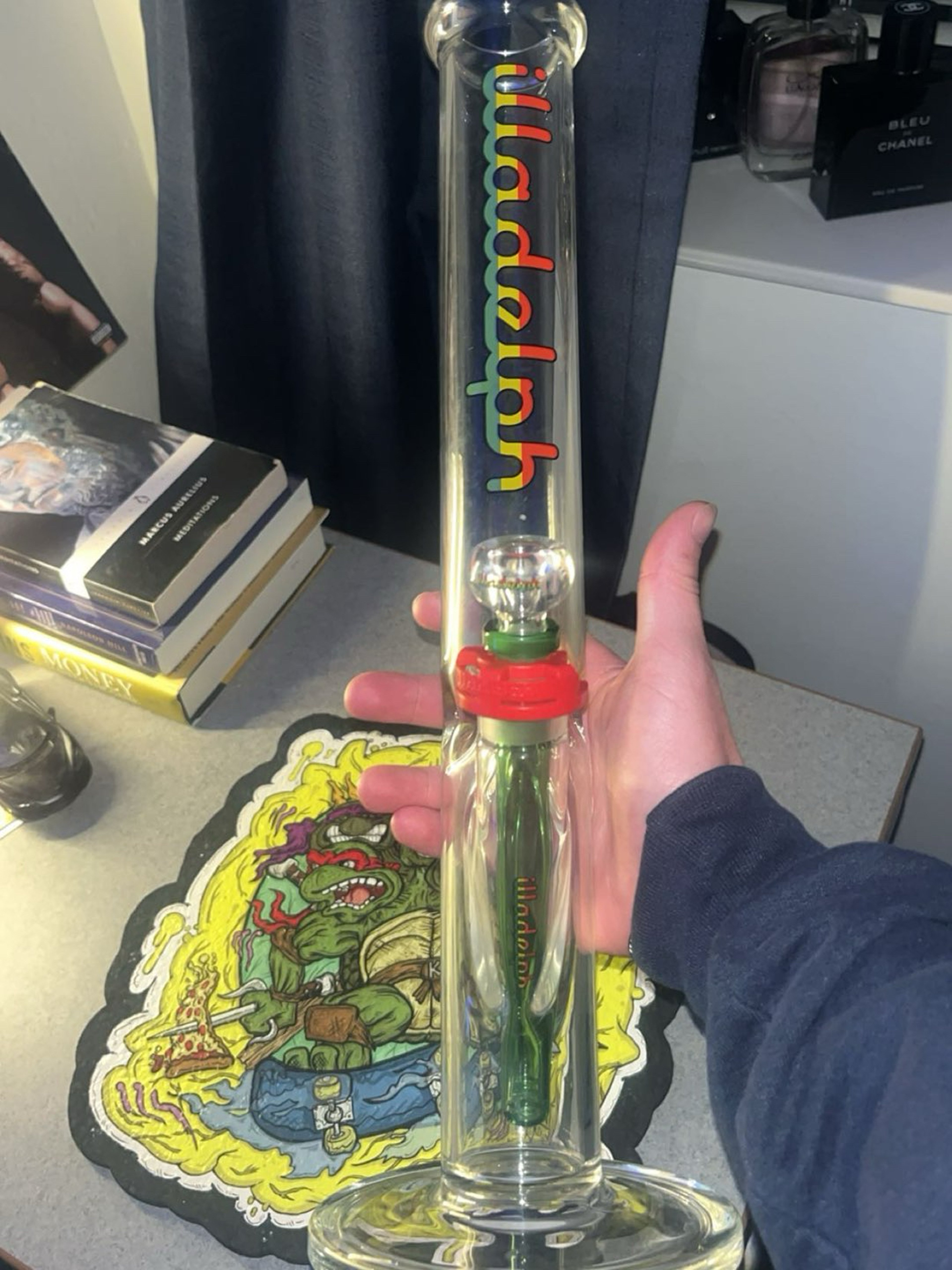 Preview pic of Illadelph Rasta straight tube