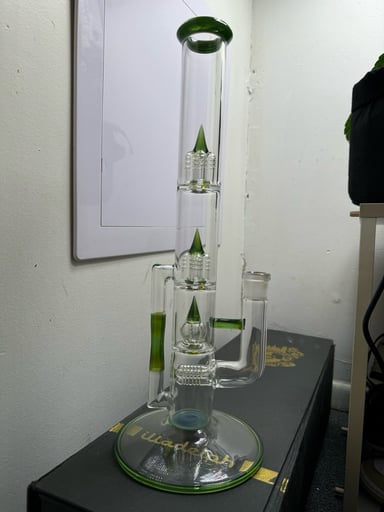 Preview pic of NewSchoolGlass Tree Cycler