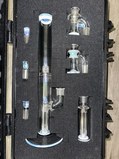 Preview pic of Fishbone glass collection