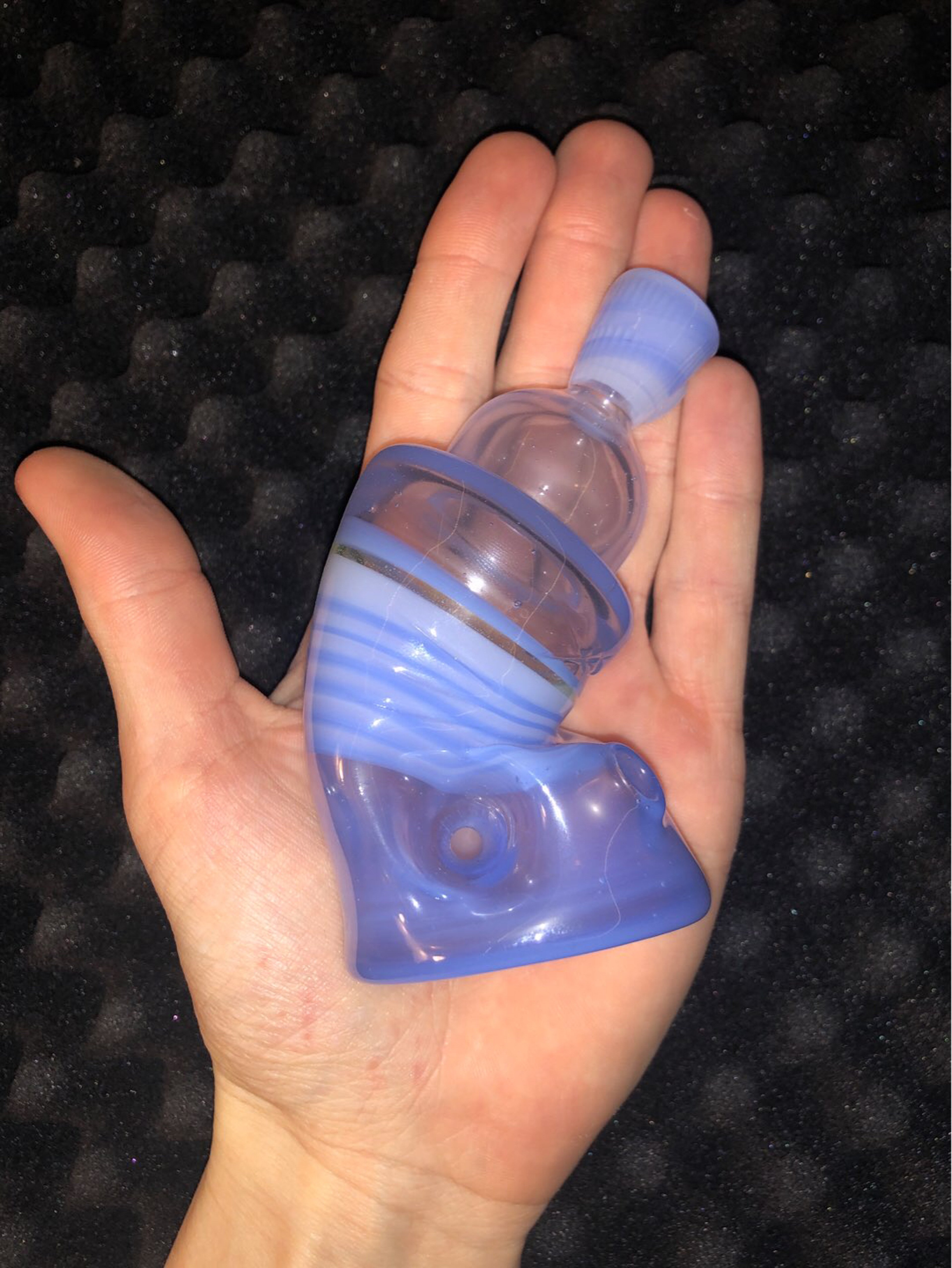 Preview pic of Skoeet glass spraycan pipe