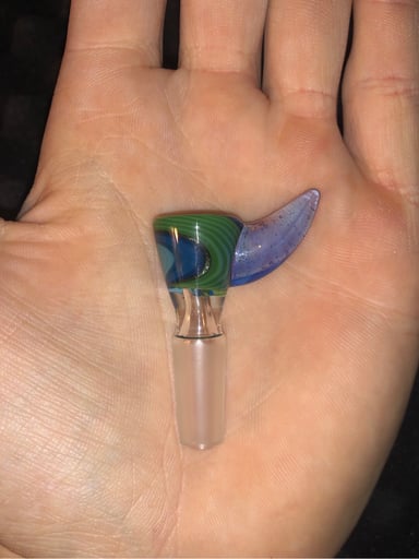 Preview pic of Unknown bunsen 10mm blue and green slide
