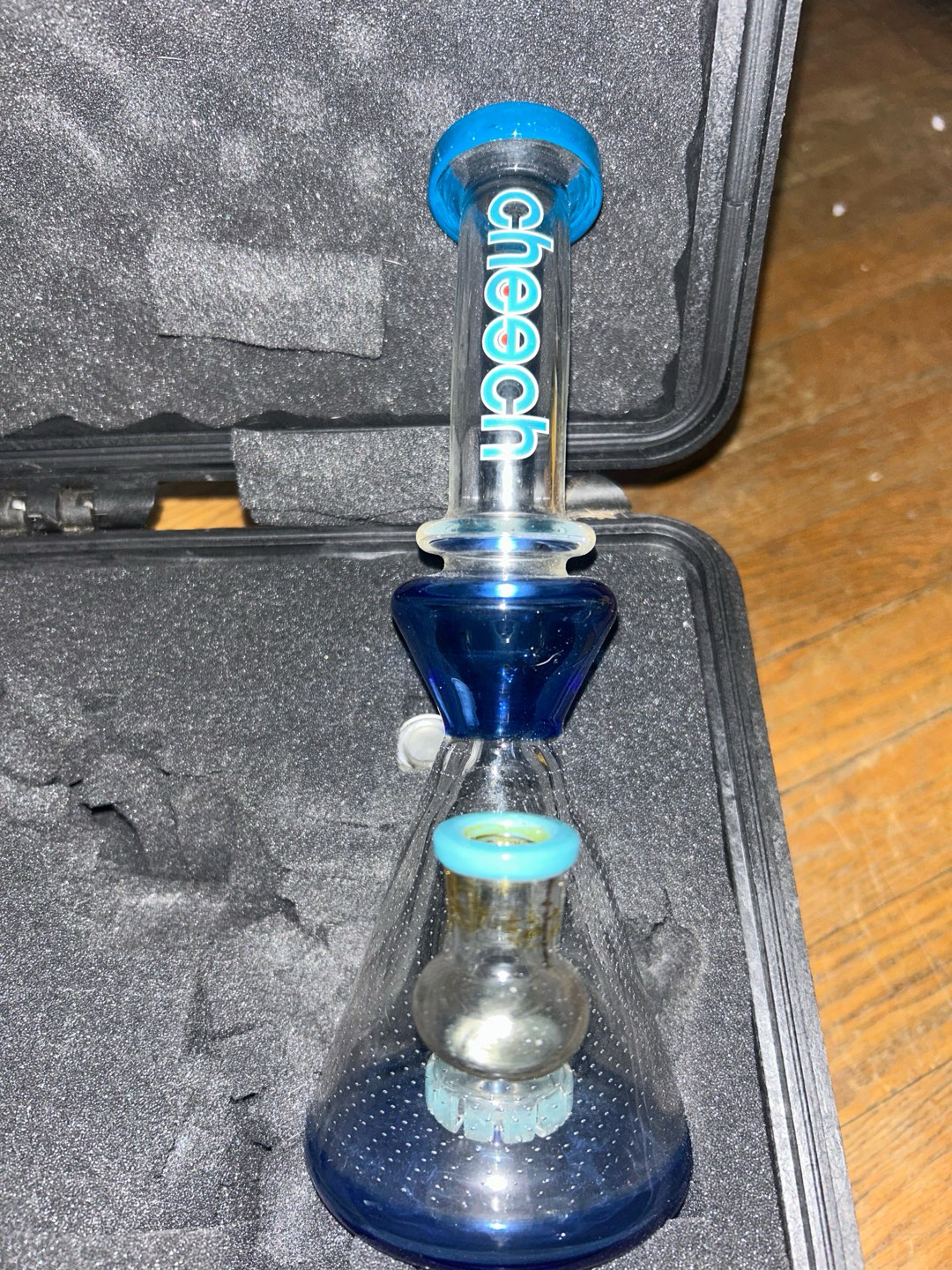 Preview pic of Cheec tube/rig
