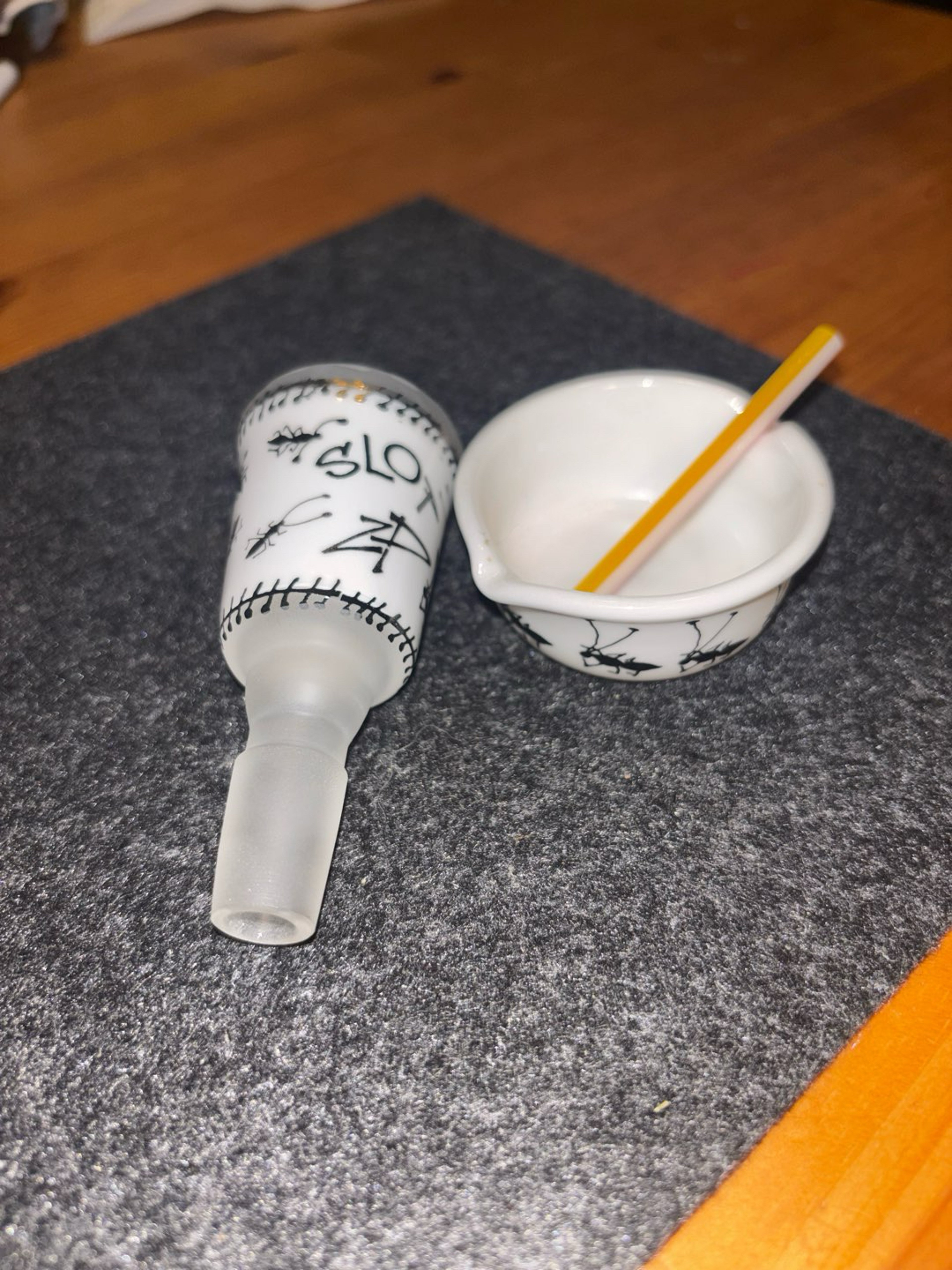 Preview pic of Slop x Ouchkick ZP 14mm slide, dish and dabber