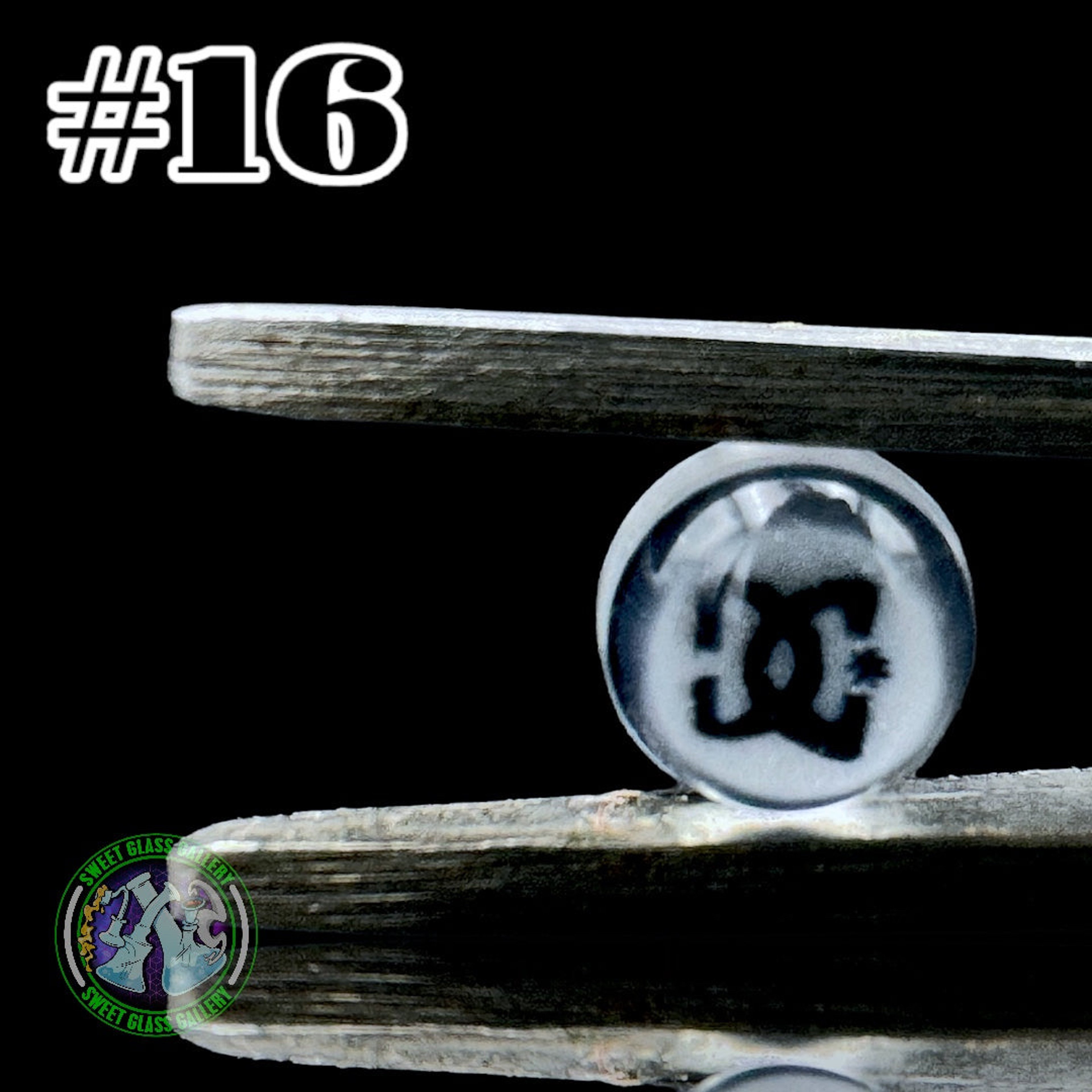 Preview pic of Steve H Glass - Terp Pearl #16 - Milli 6mm (DC Shoes)