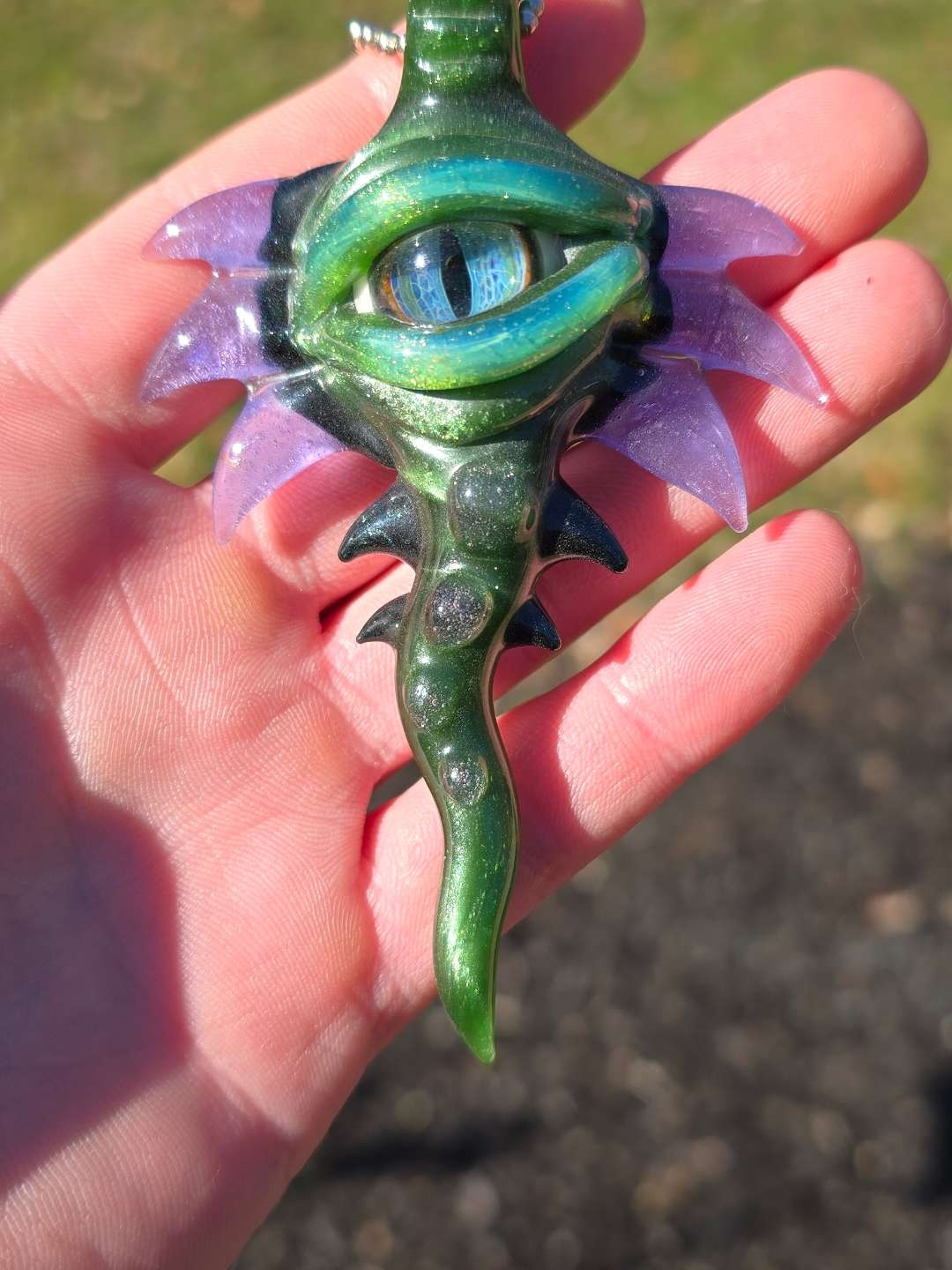Preview pic of Mako Glass Dragons Eye Pendant