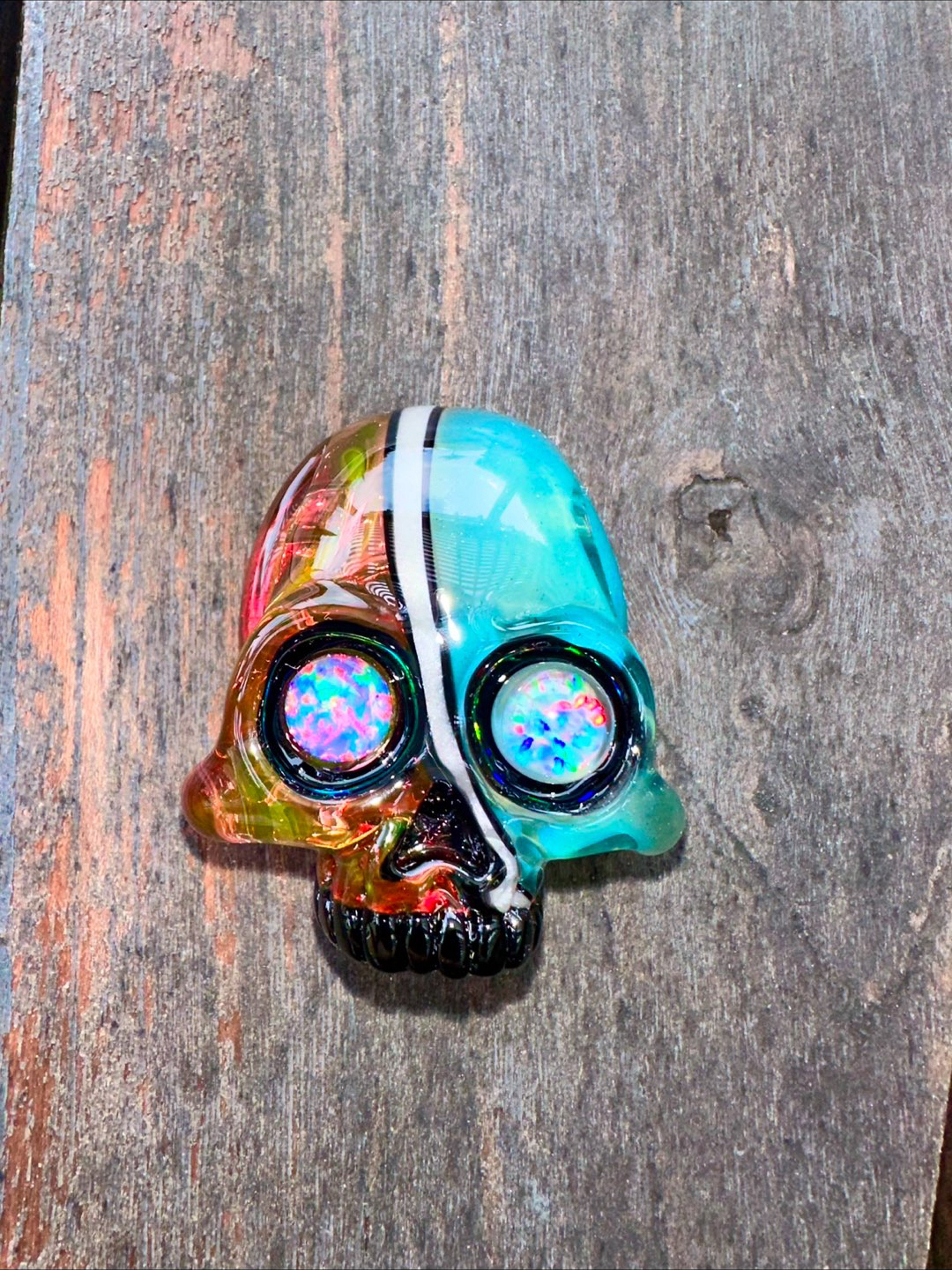 2024 Akm Pendant Rare Fire/Ice Split skull (UV) image 0