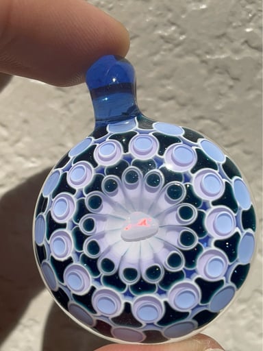 Preview pic of Olour Glass pendy