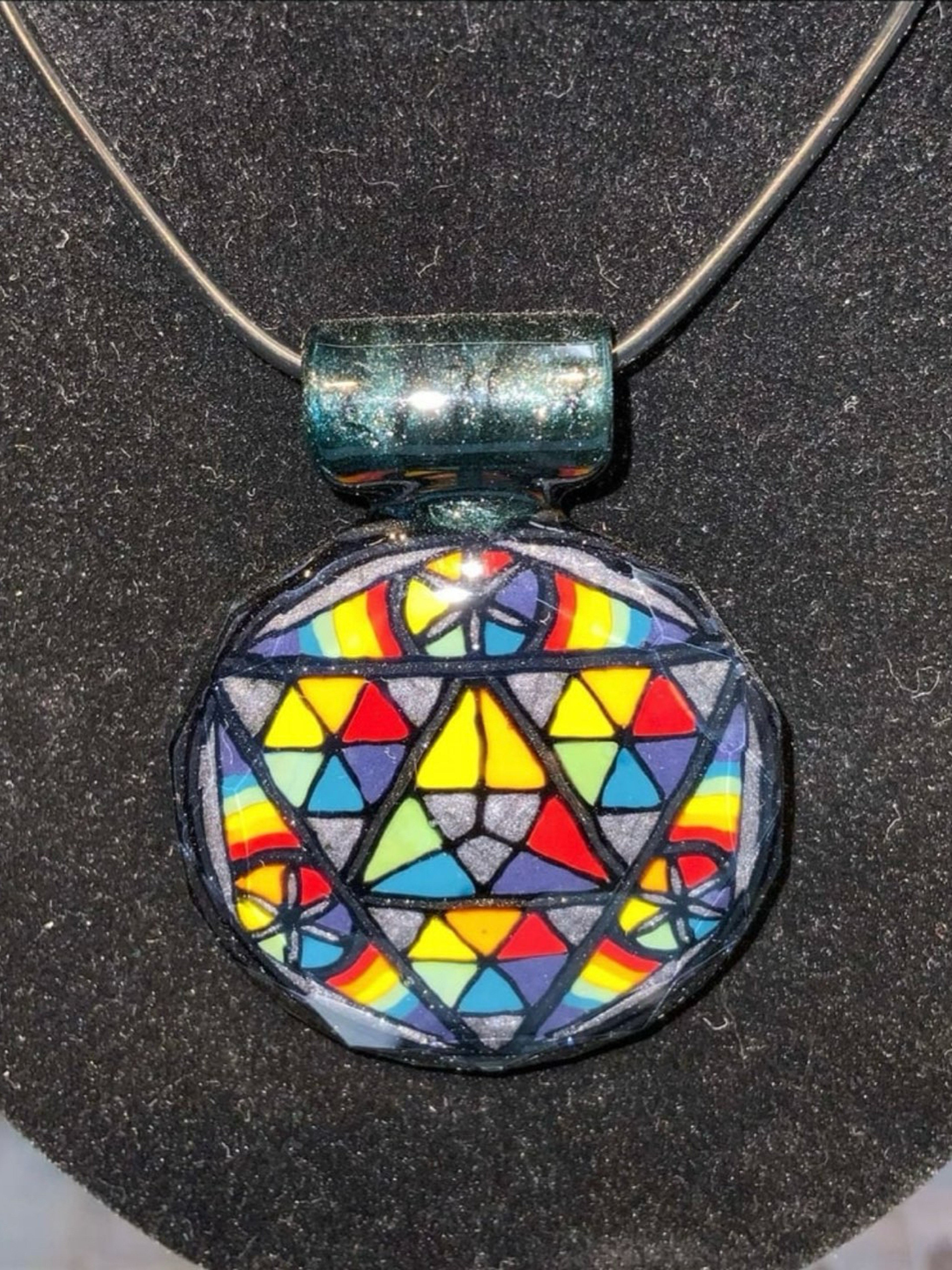 Preview pic of Hel Raiser Glass Pendy