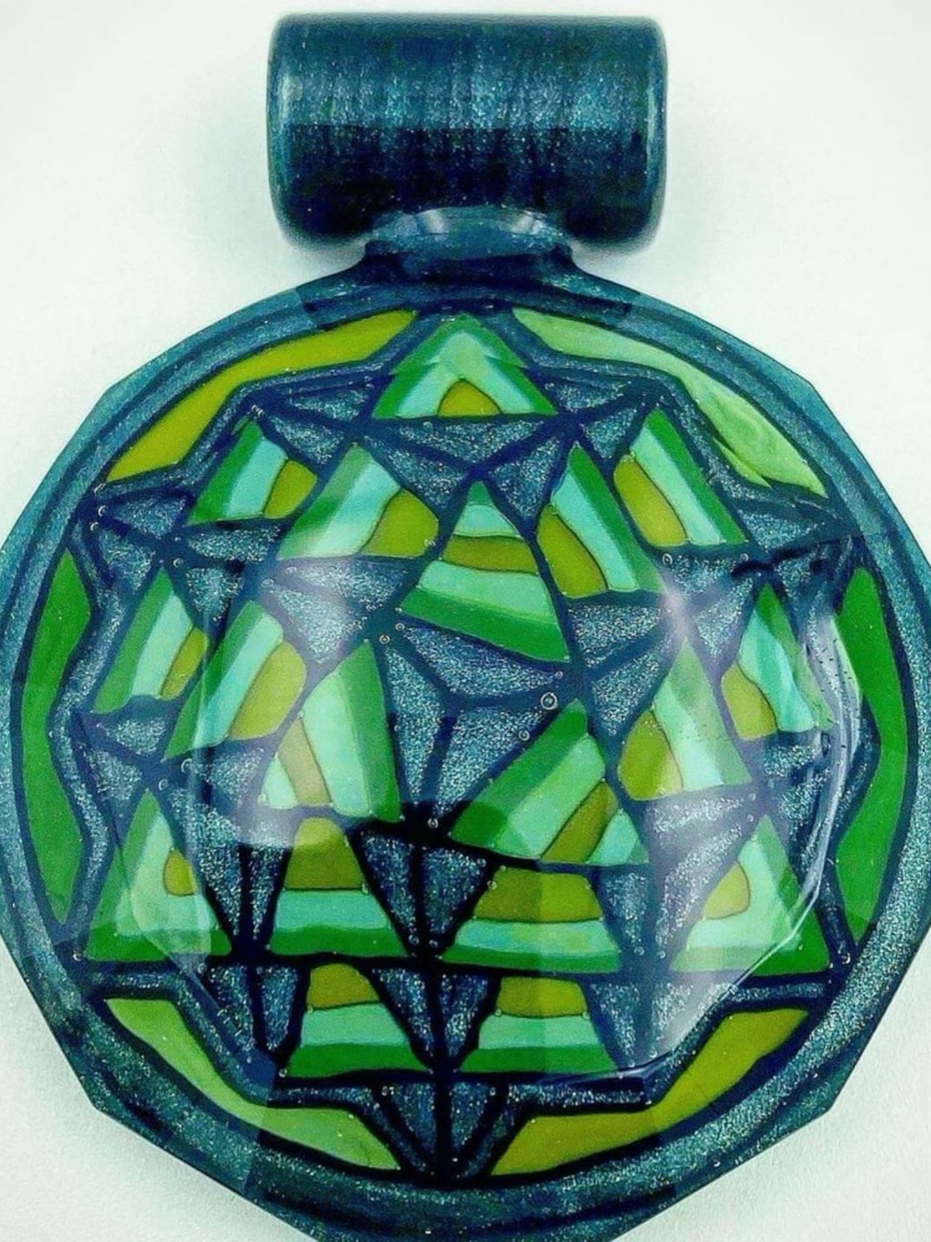 Preview pic of Hel Raiser Glass Pendy