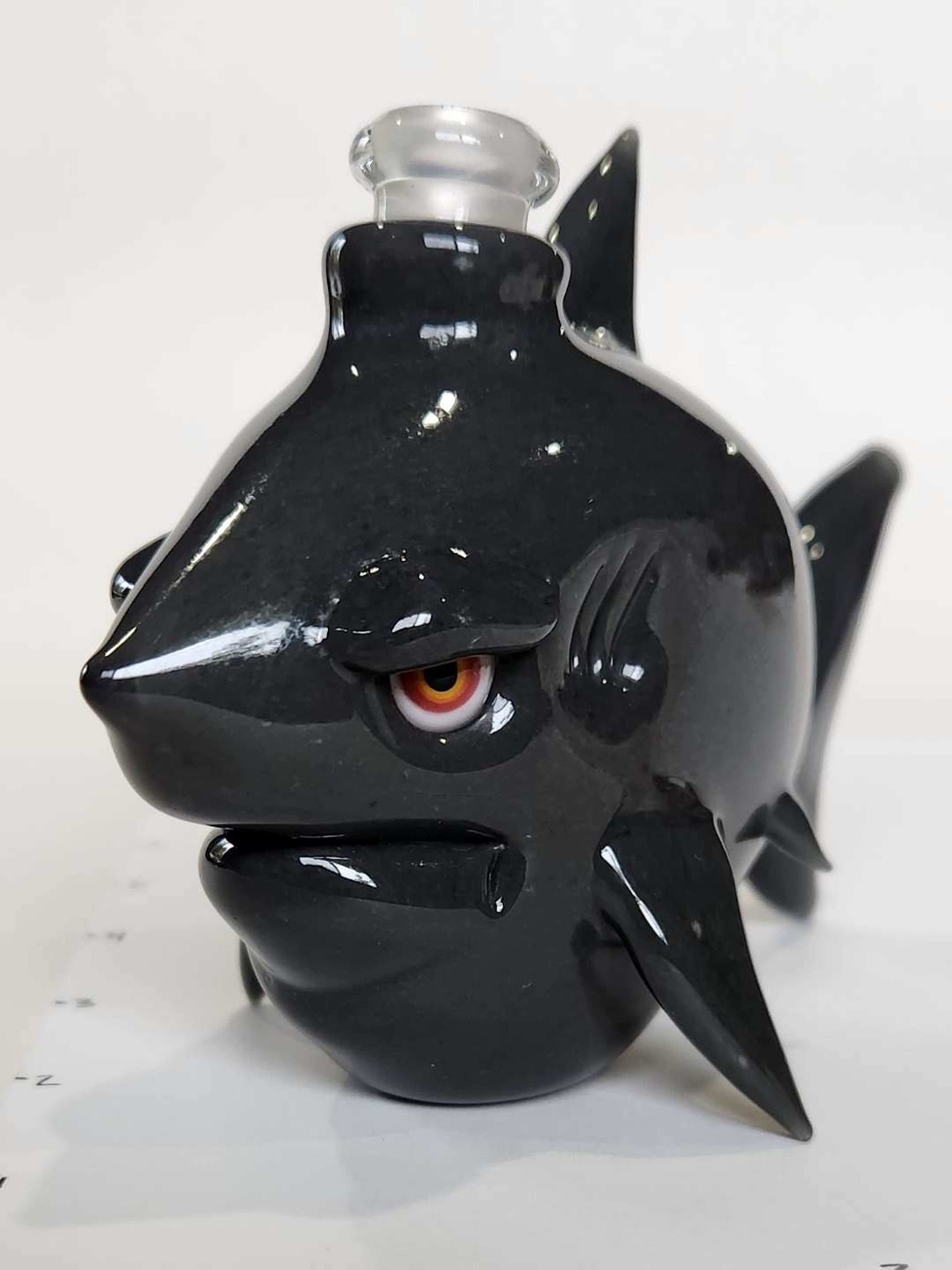 Preview pic of Niko Cray - Removable Diffy Mini Shark - Grey