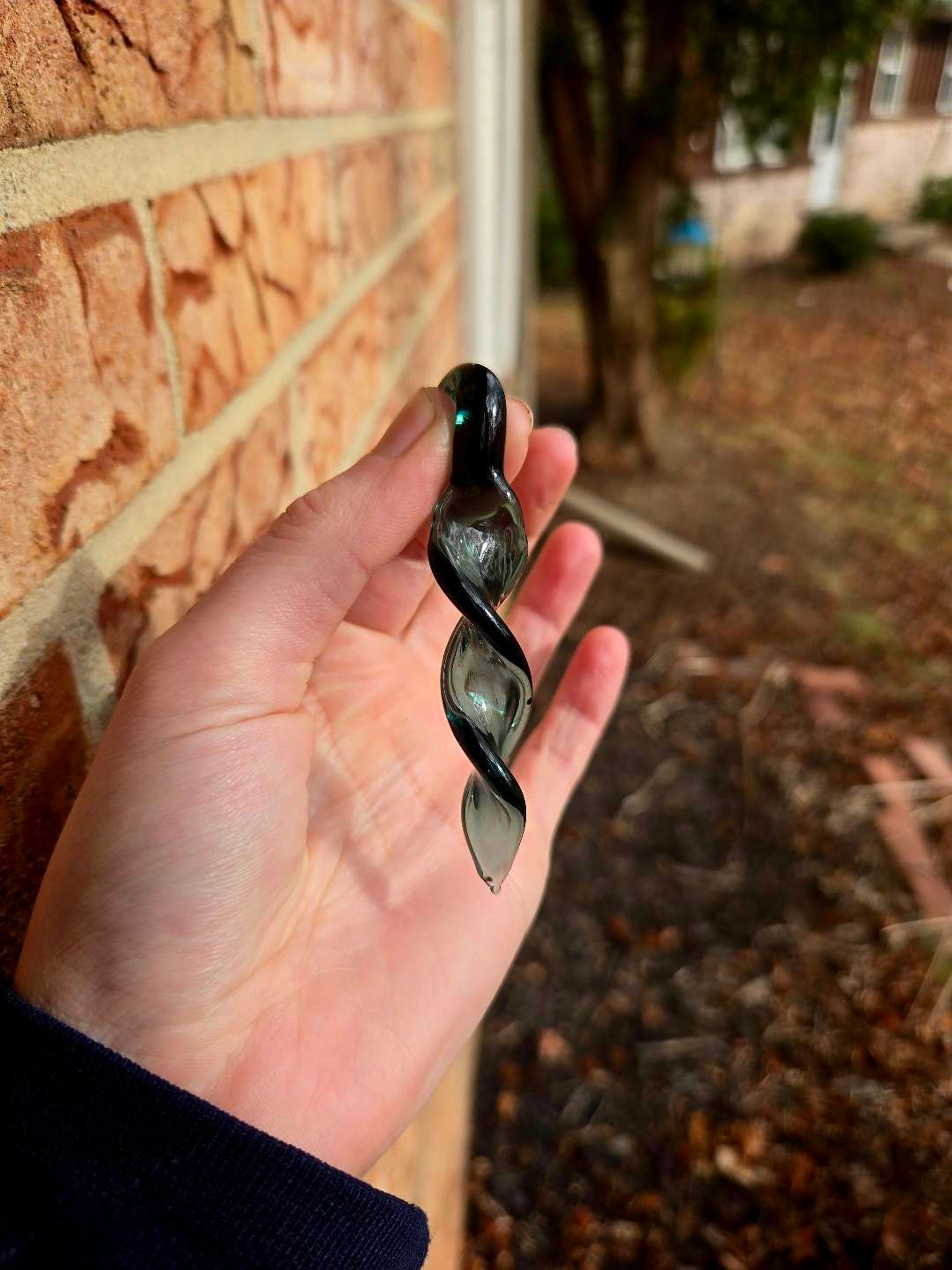 Preview pic of Twist Pendant