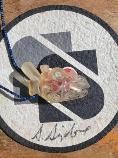 Preview pic of Crooks Glass Giraffe UV Shift Pendant