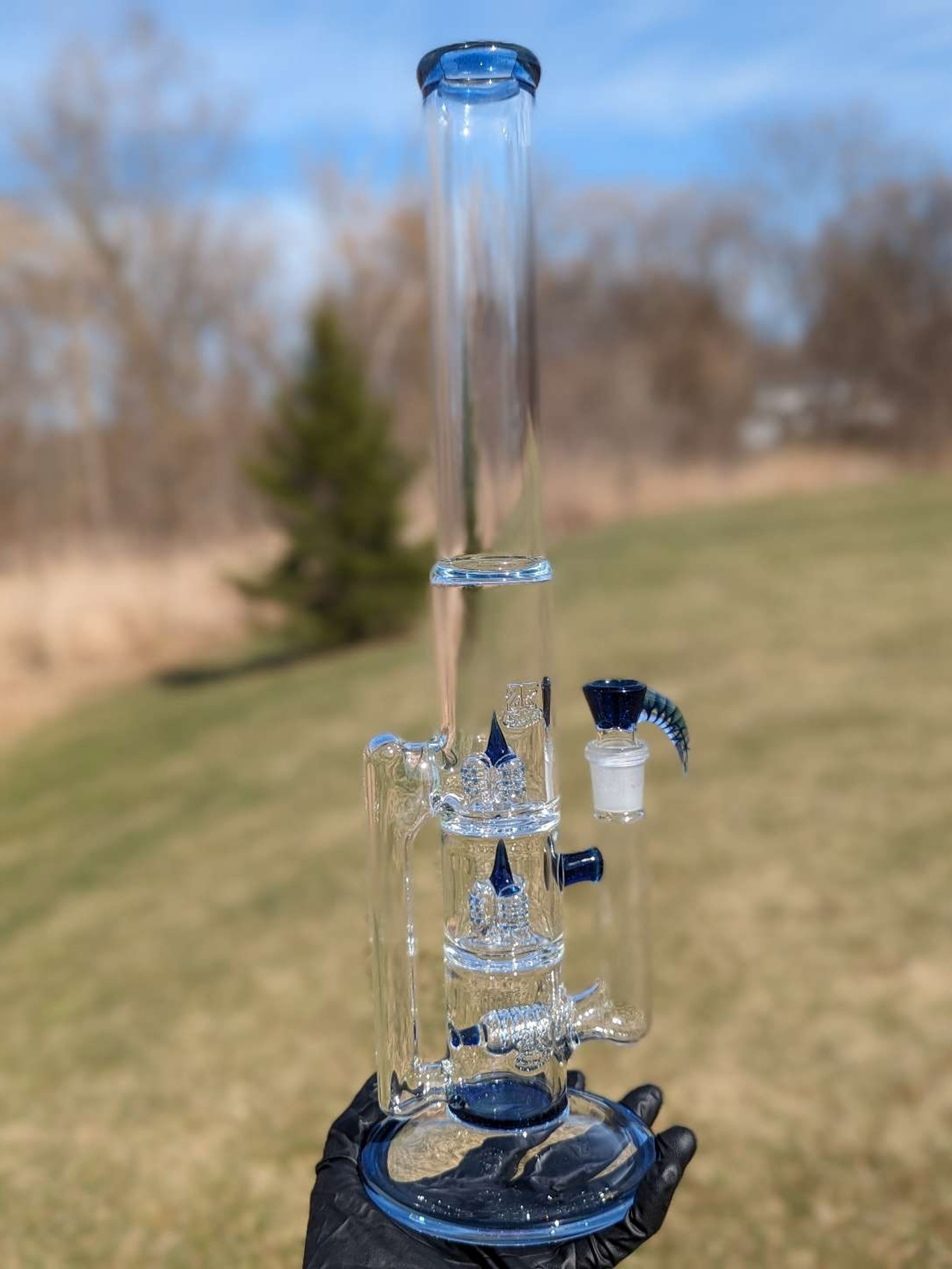 Preview pic of 2K Glass Blue Treecycler