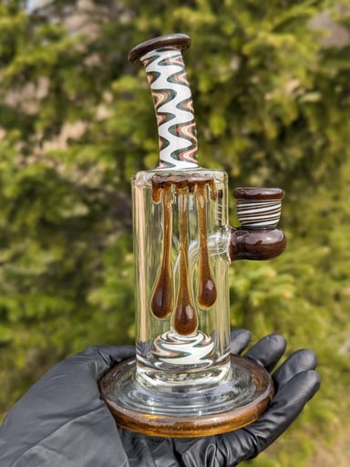 Preview pic of Uzzi Glass Wig Wag Dab Rig w/ Drip