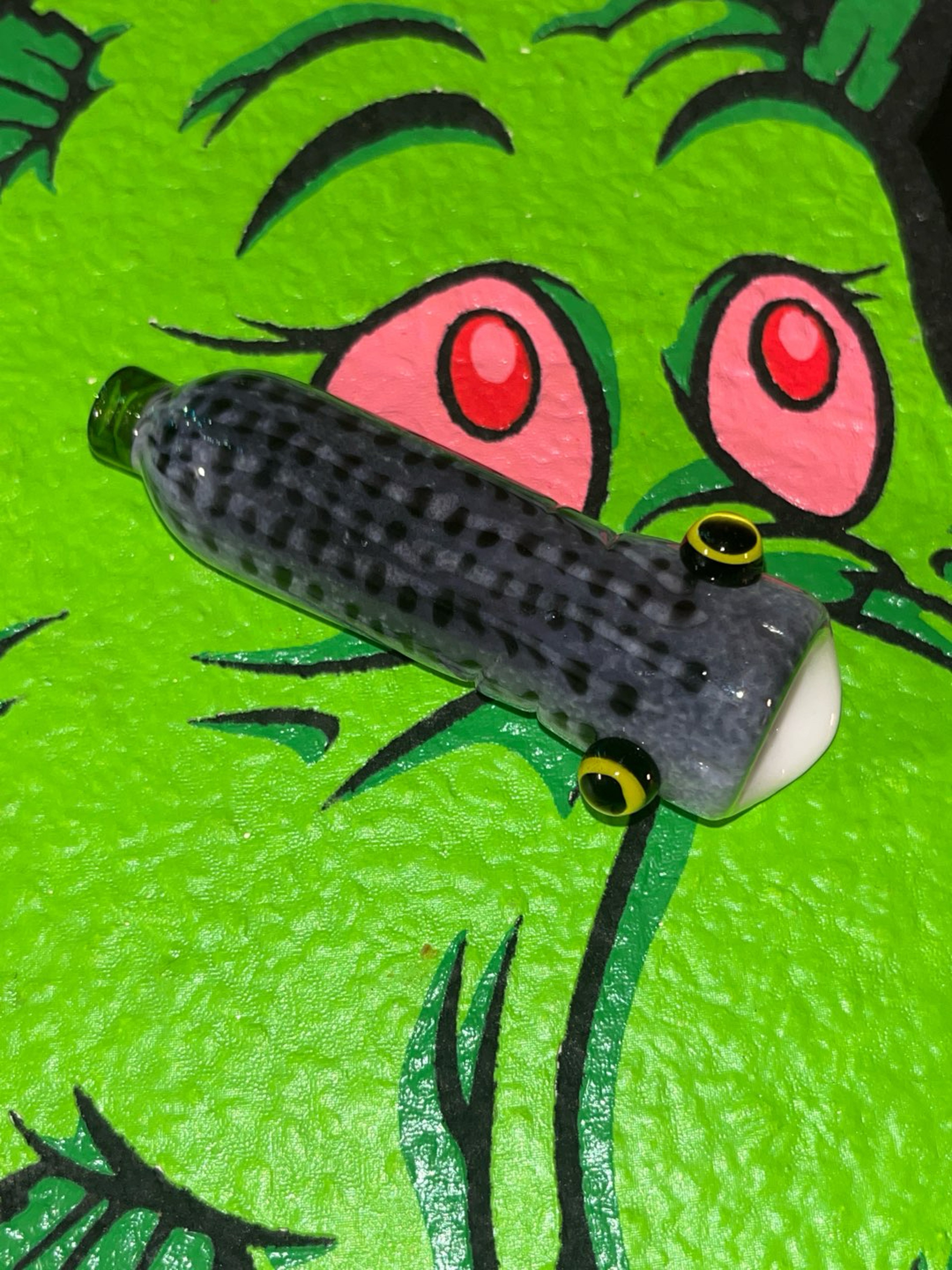 Preview pic of Trapper studio chillum