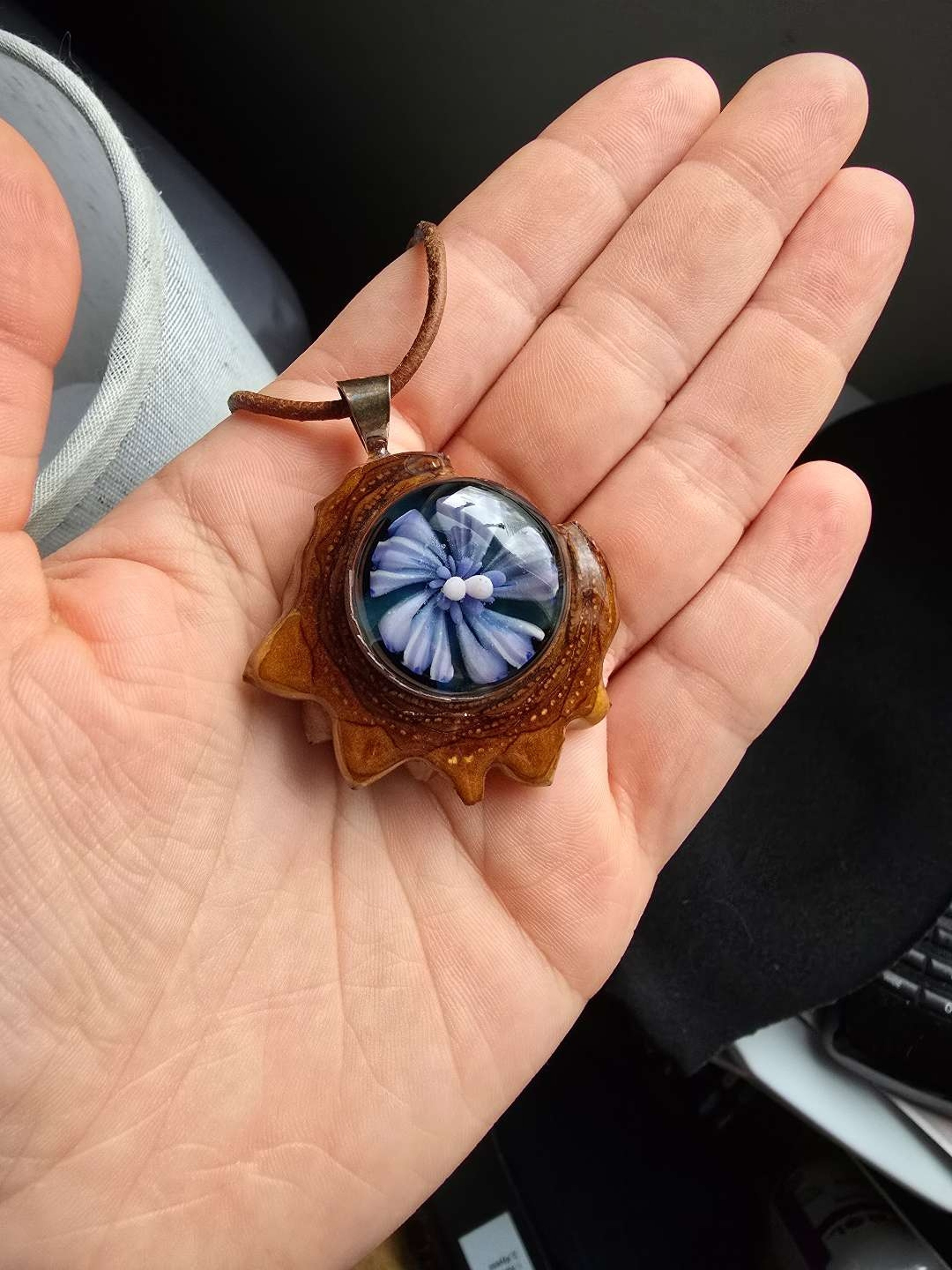 Preview pic of Pinecone with glass marble