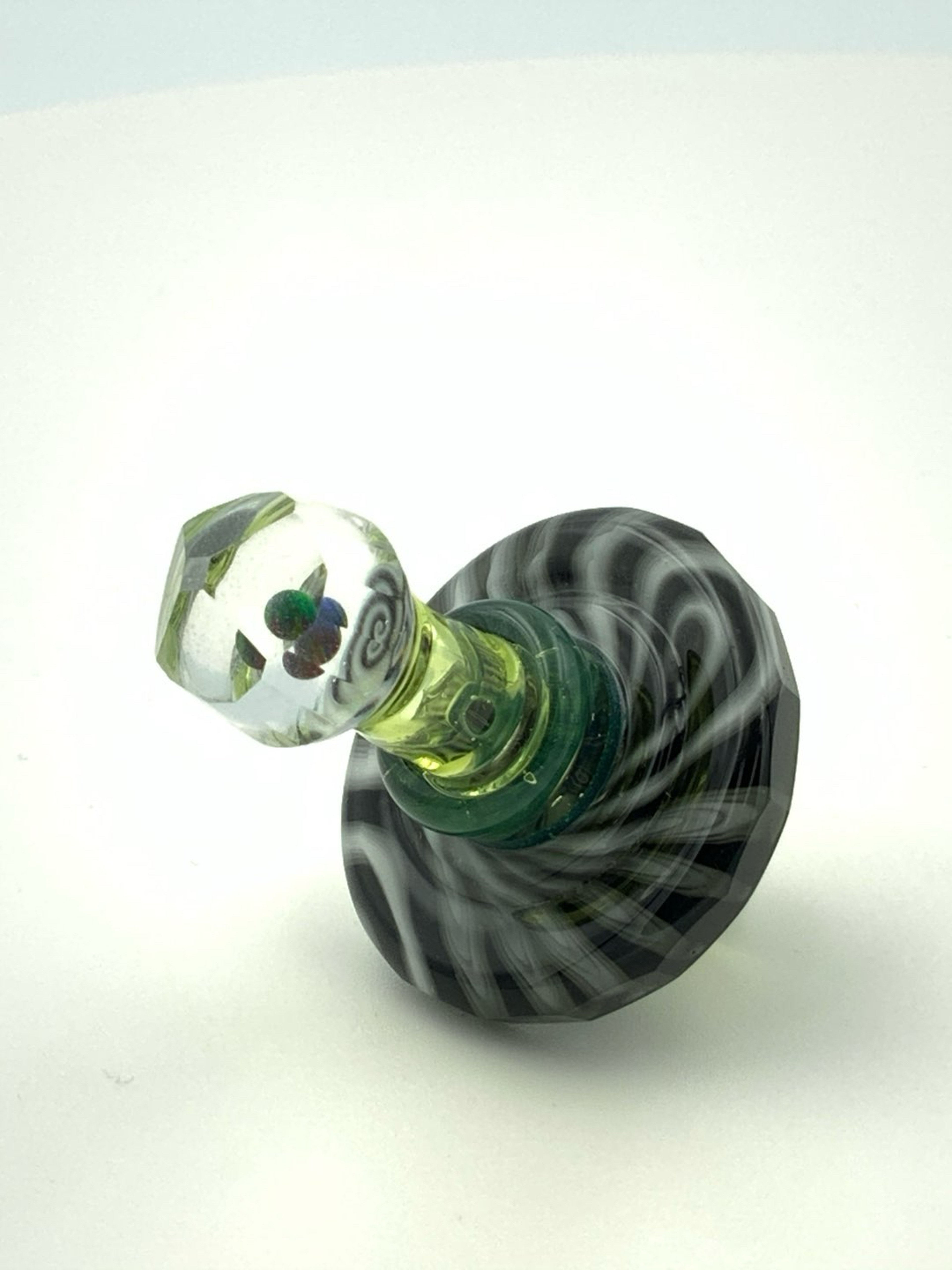 Preview pic of ID Glass Faceted Black Opal Spinner Cap