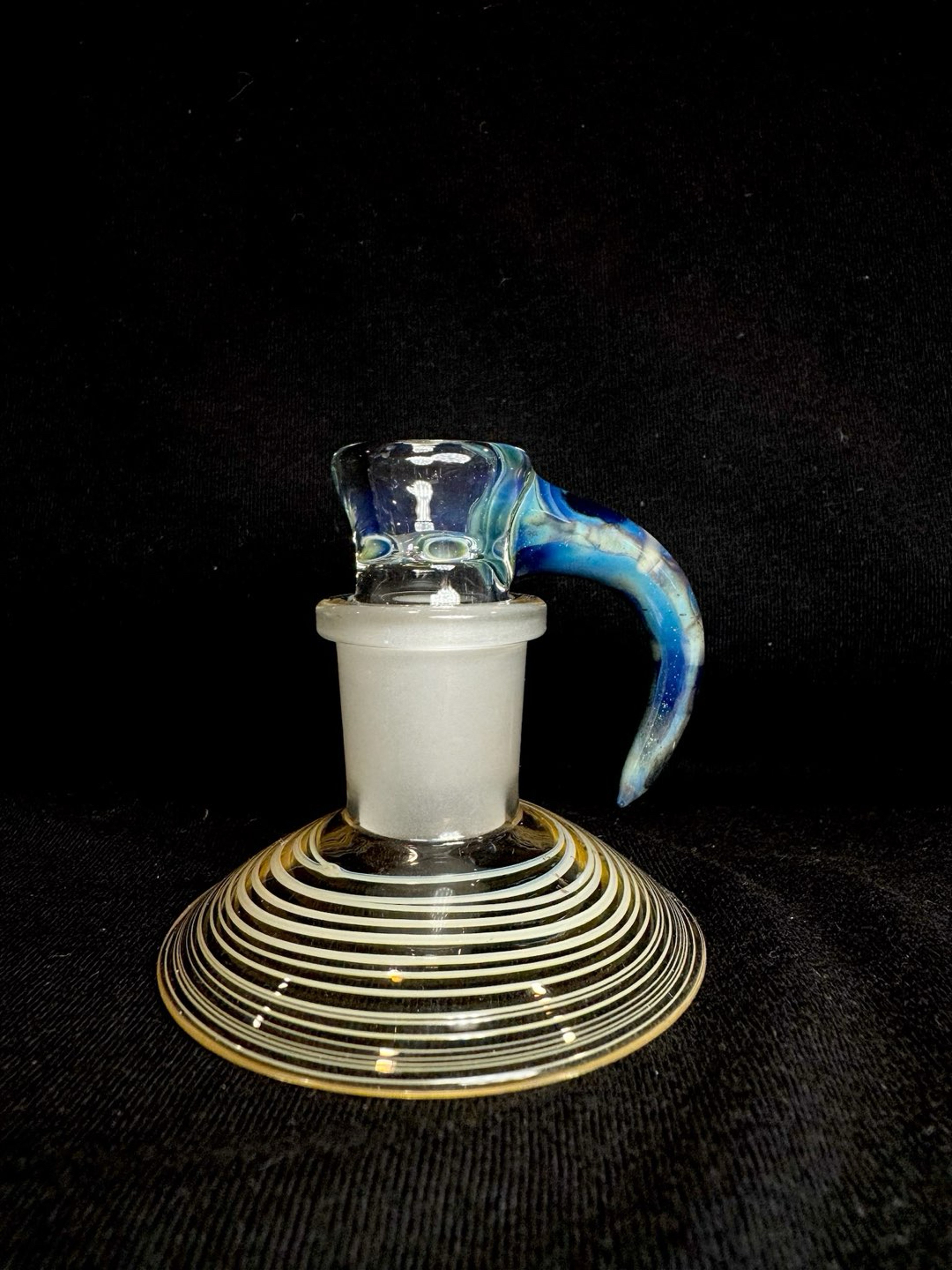 Preview pic of Welch Glass 18mm Slide (Partial Accent) IO Star