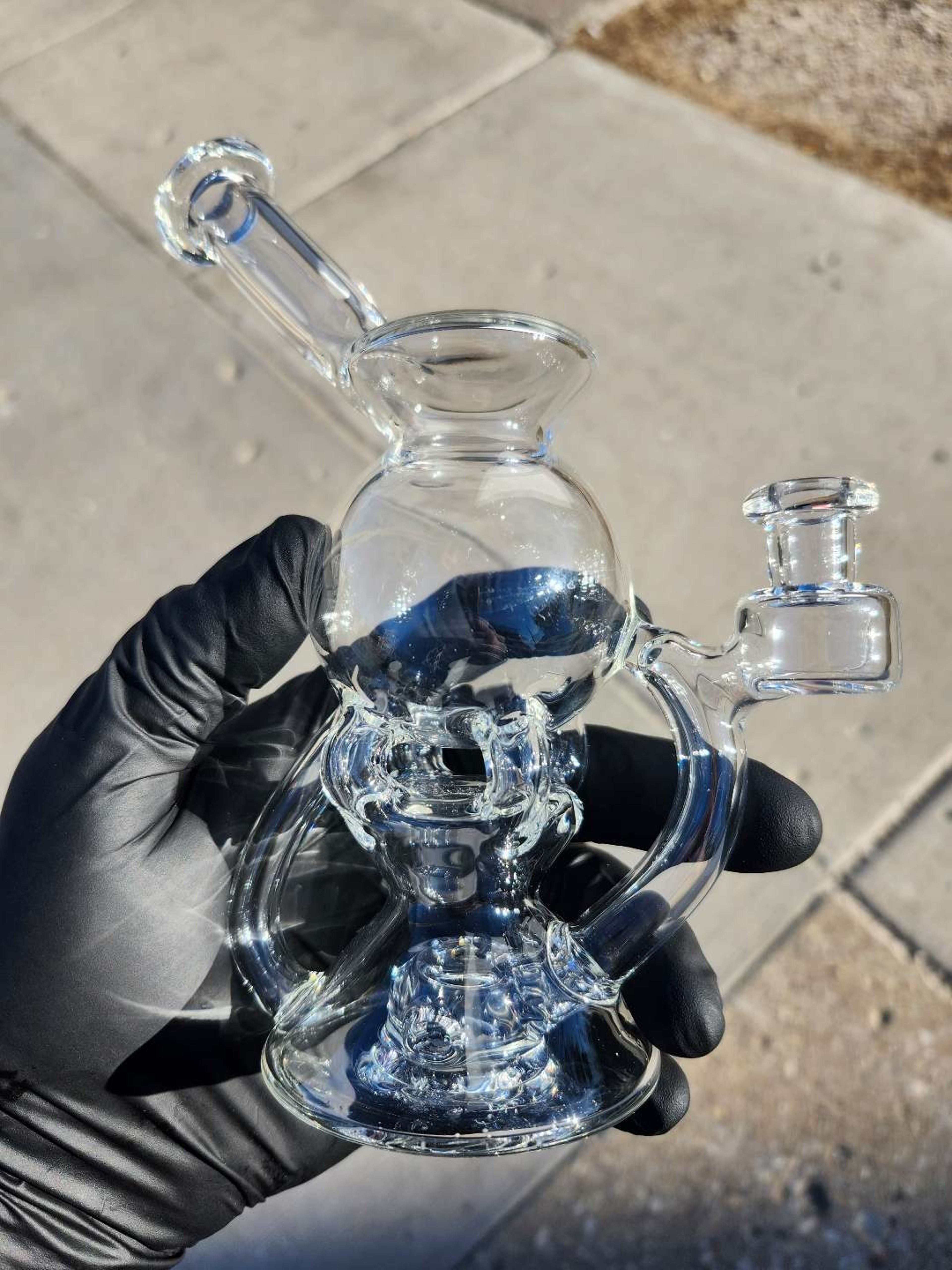 Preview pic of OTTO GLASS QUAD UPTAKE GLOBE