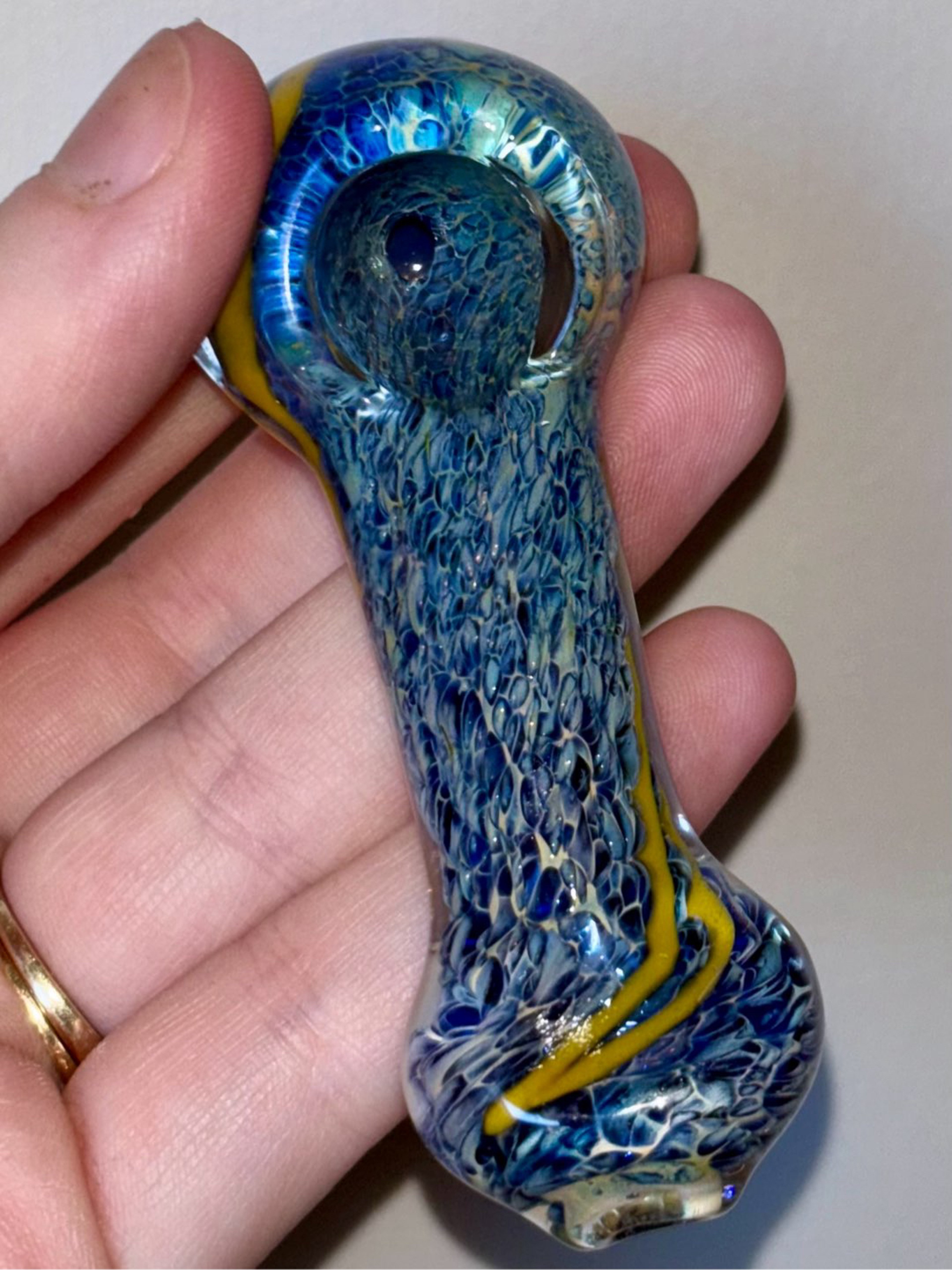 Preview pic of Blue (and Yellow Swirl) Pipe