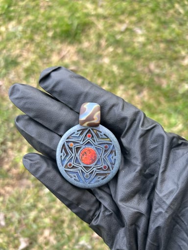Preview pic of GlassMaze Pendant #3