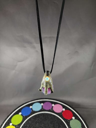 Preview pic of Dragon Claw Orb Pendant Glass by Ging