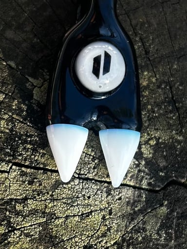 Preview pic of Elbo x spiral king claw pendy