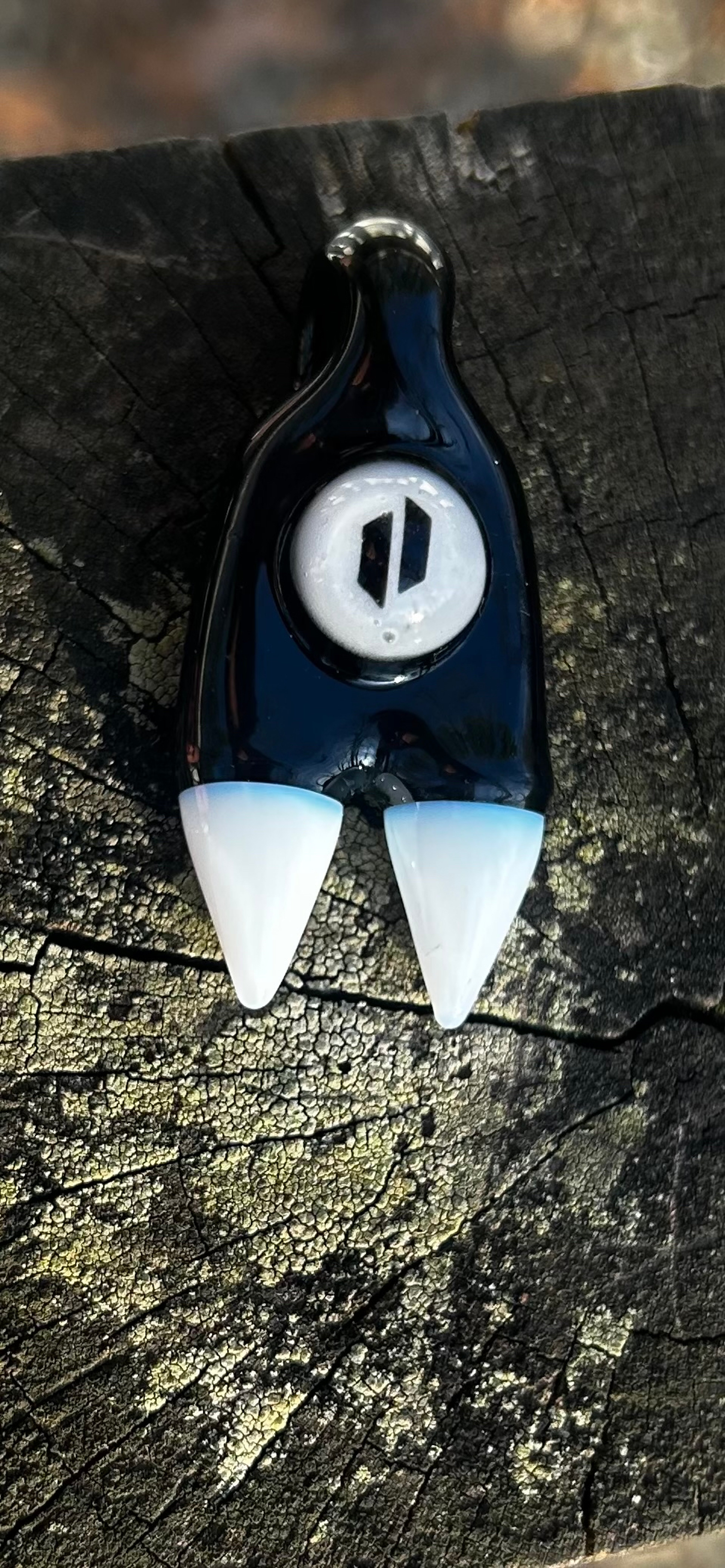 Preview pic of Elbo x spiral king claw pendy