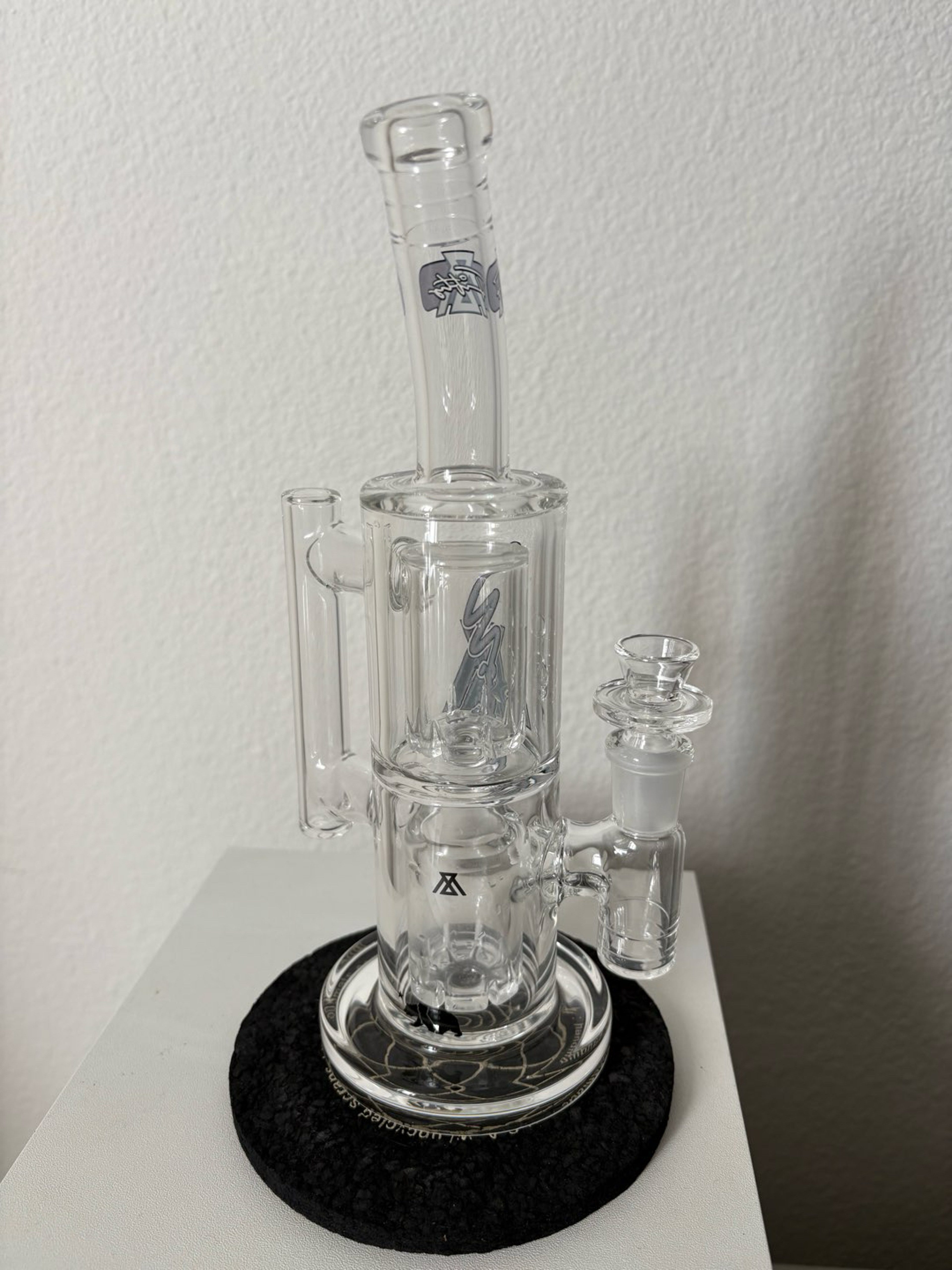 Preview pic of Moltn