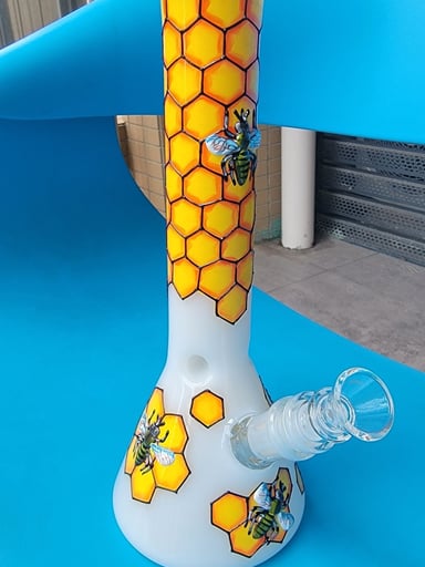 Preview pic of THE BEES KNEES