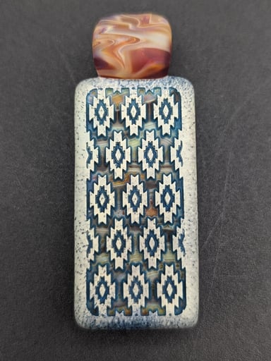Preview pic of GLASSMAZE PENDANT #9