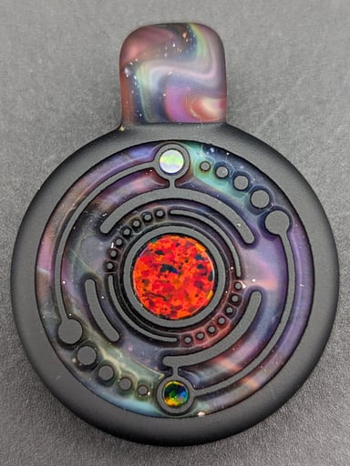 Preview pic of GLASSMAZE PENDANT #8
