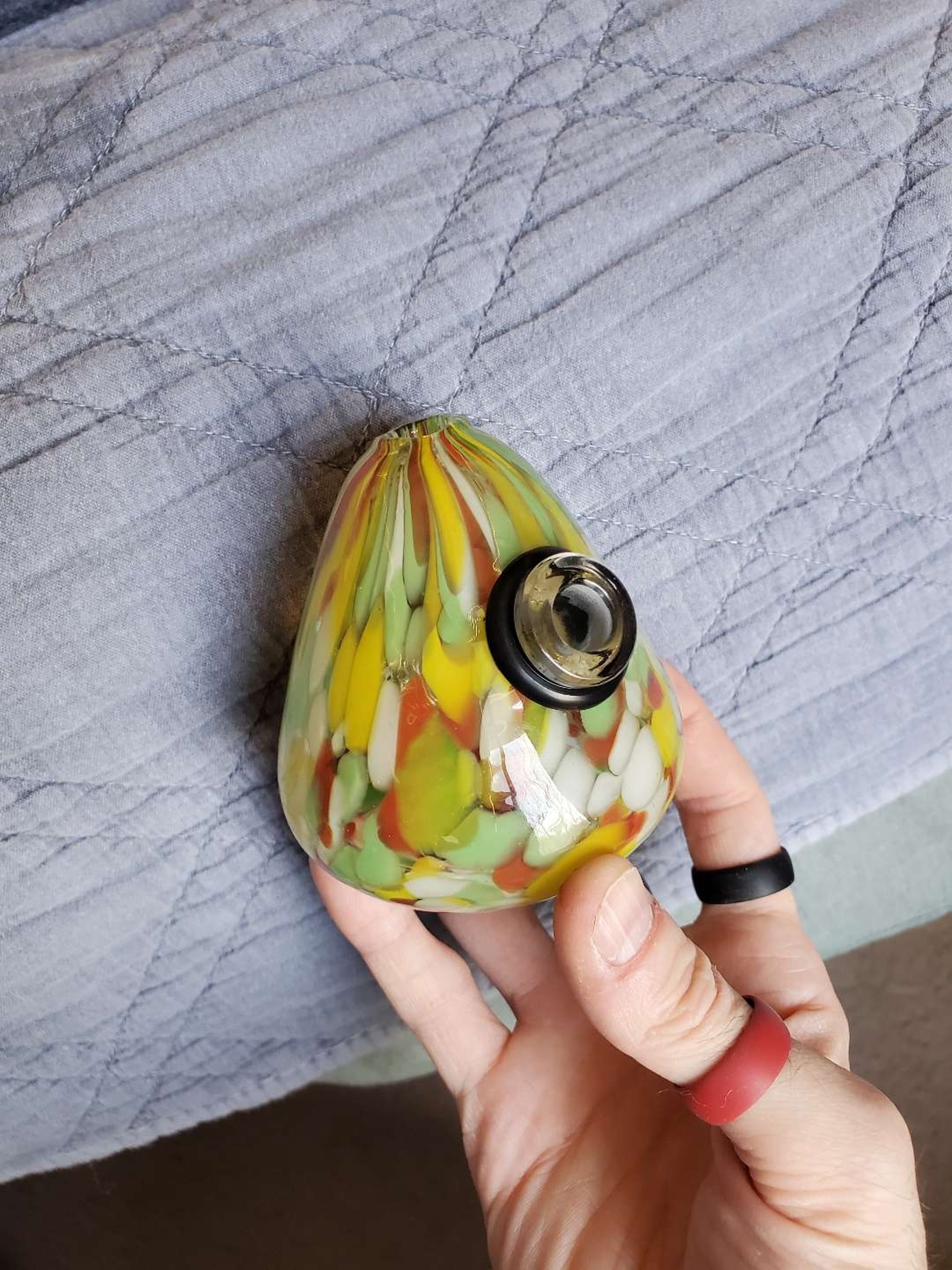 Preview pic of Vase Egg bubbler