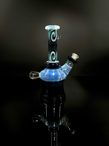 Preview pic of Git Down Glass Wigwag+Mario Millie+Opal