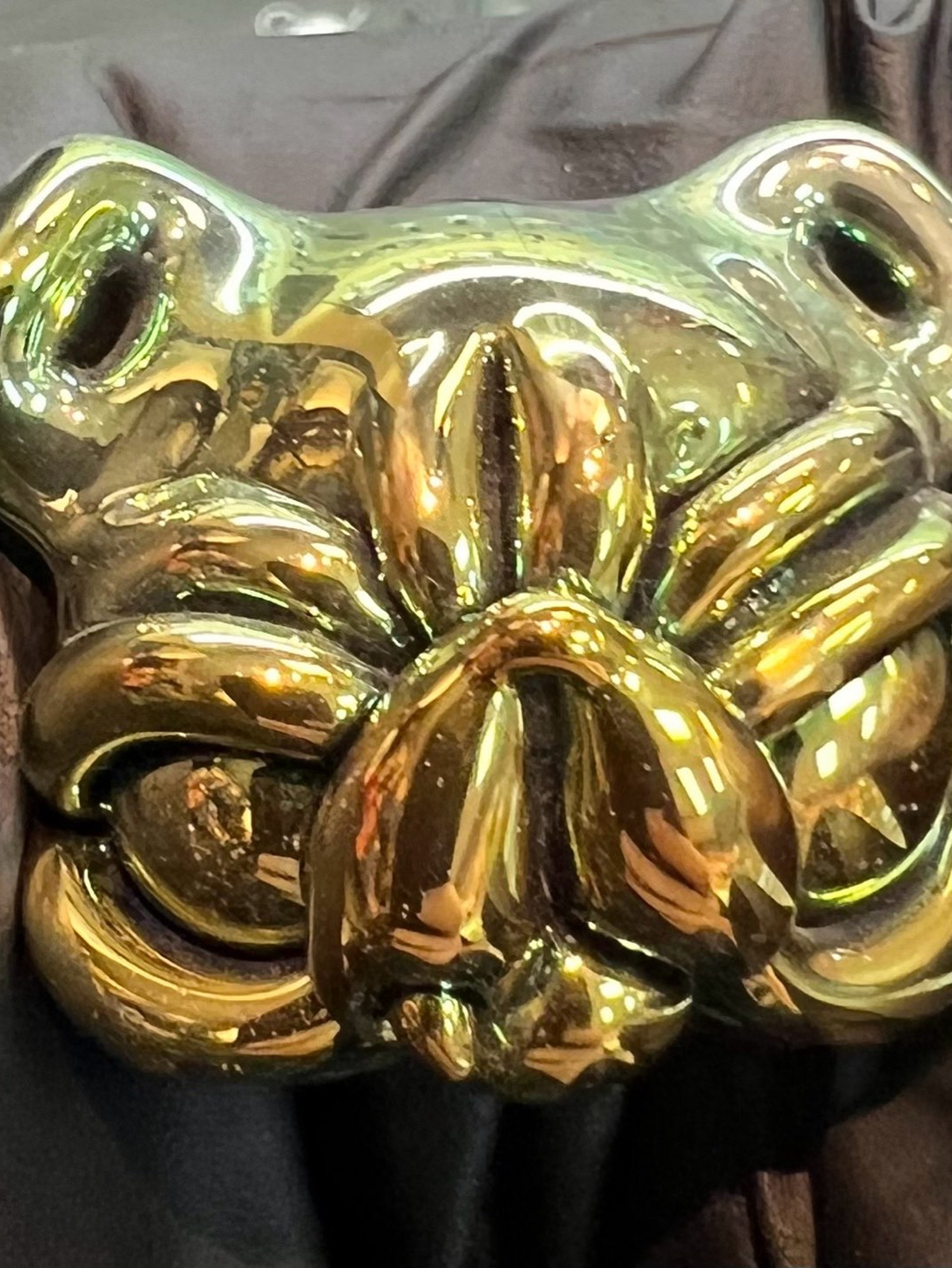 Preview pic of Casto Gold Head Bear Pendy