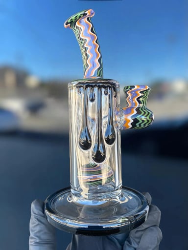 Preview pic of GEEWESTGLASS Wig Wag Donut Jammer by Uzzi Glass