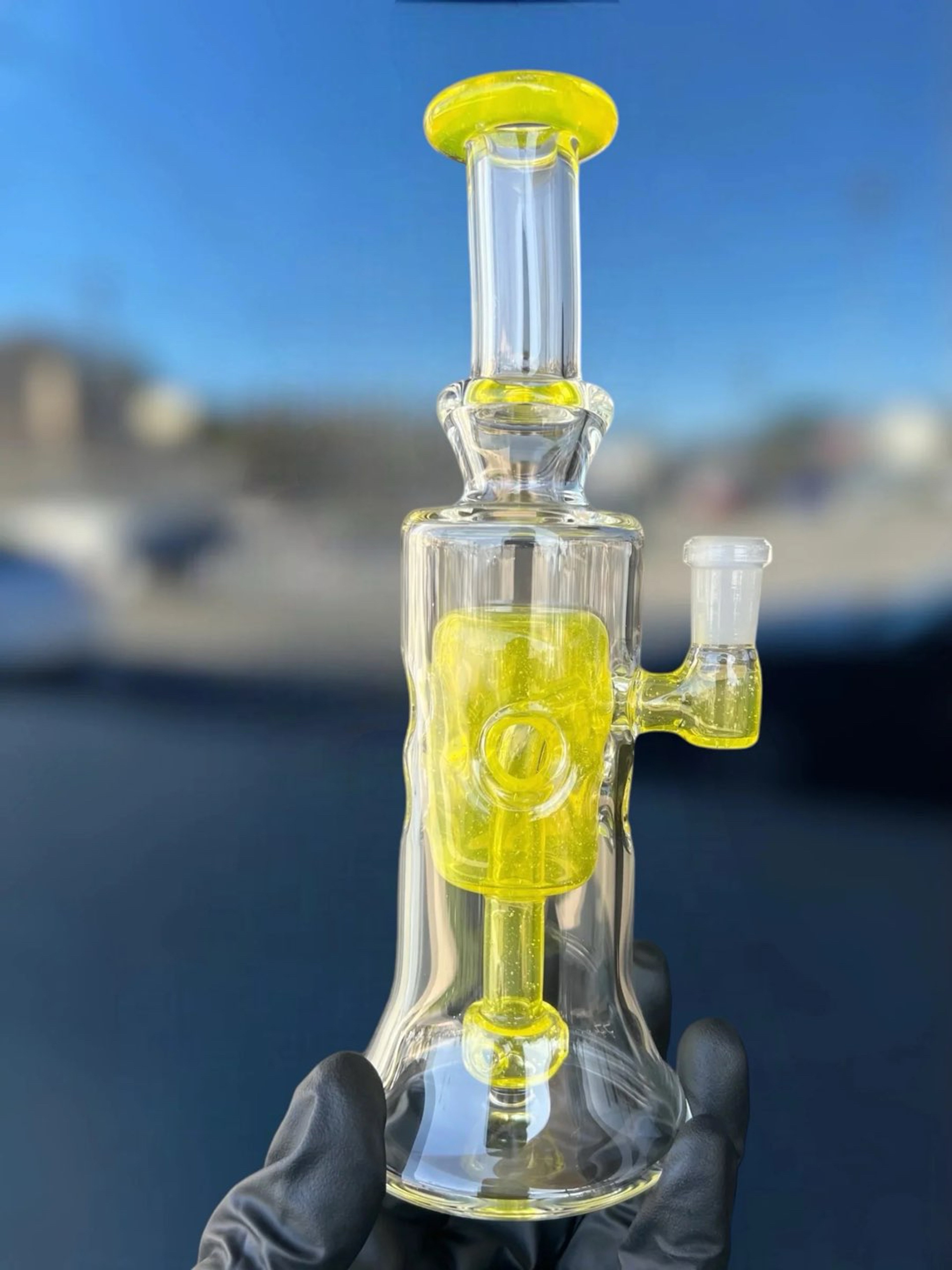 Preview pic of Lemon Drop Fab Hanger by Evan Chait Glassworks