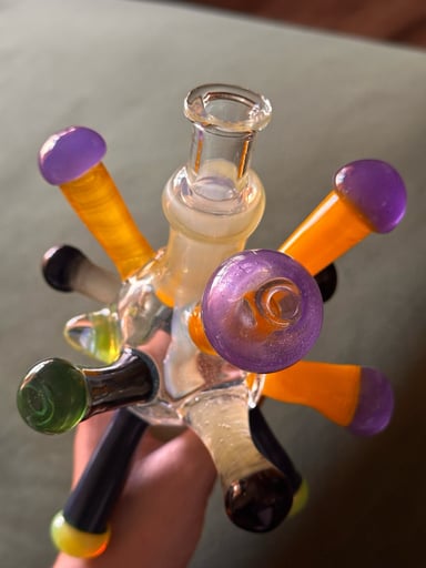 Preview pic of Trades on Sno Glass Molecule Rig