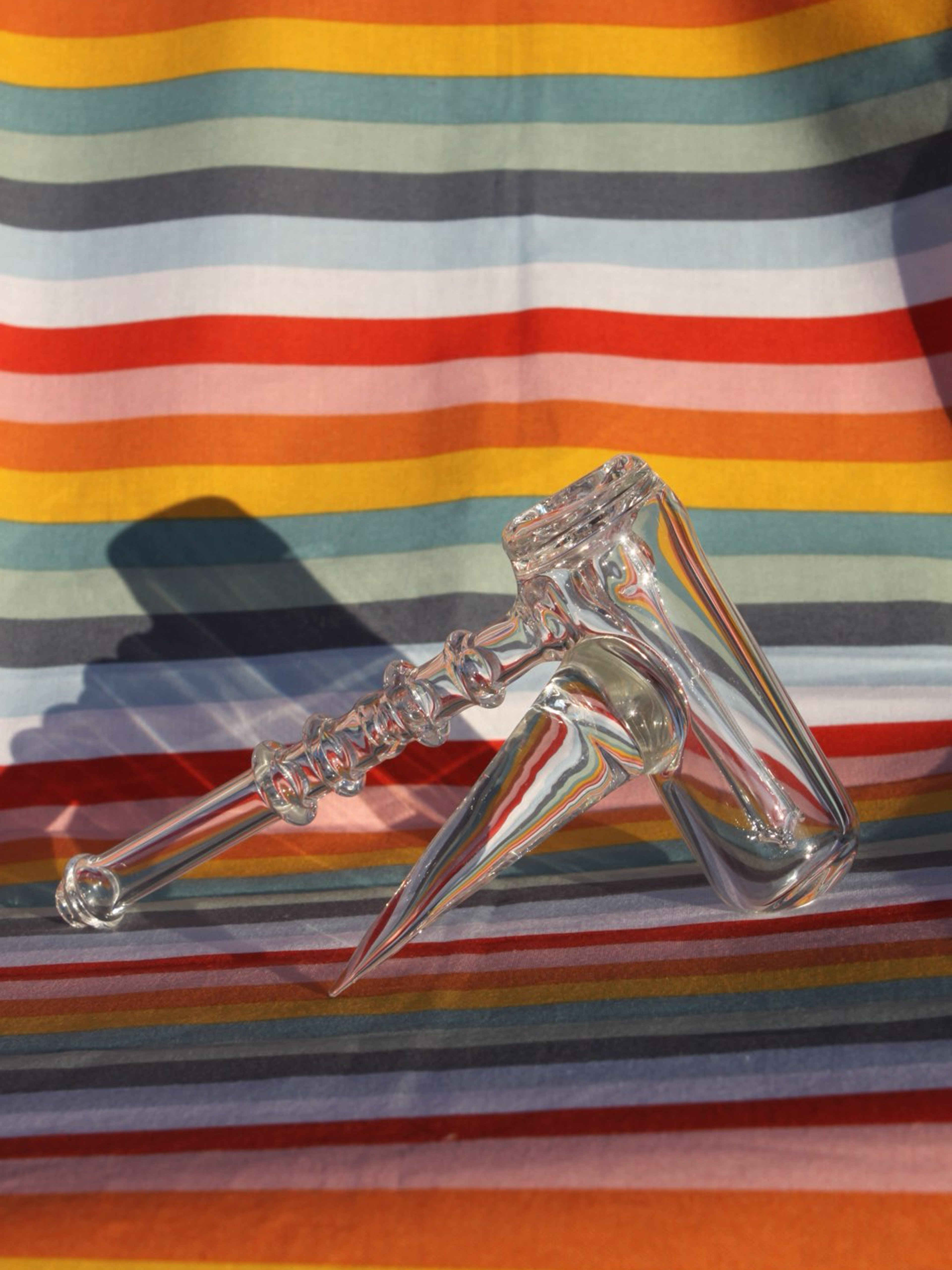 Preview pic of Spiked clear hammer bubbler