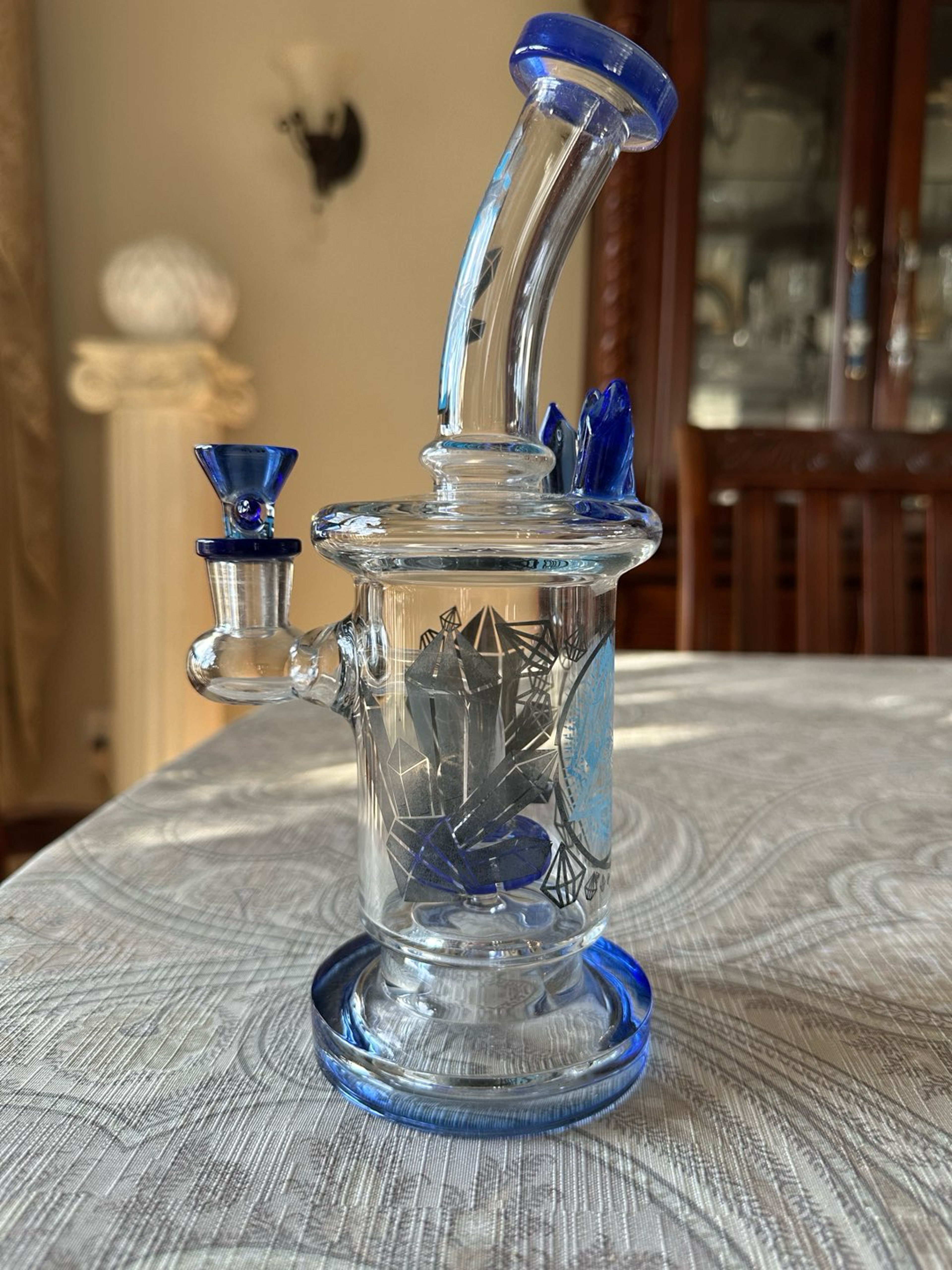 Preview pic of Bong American Glass Tataoo