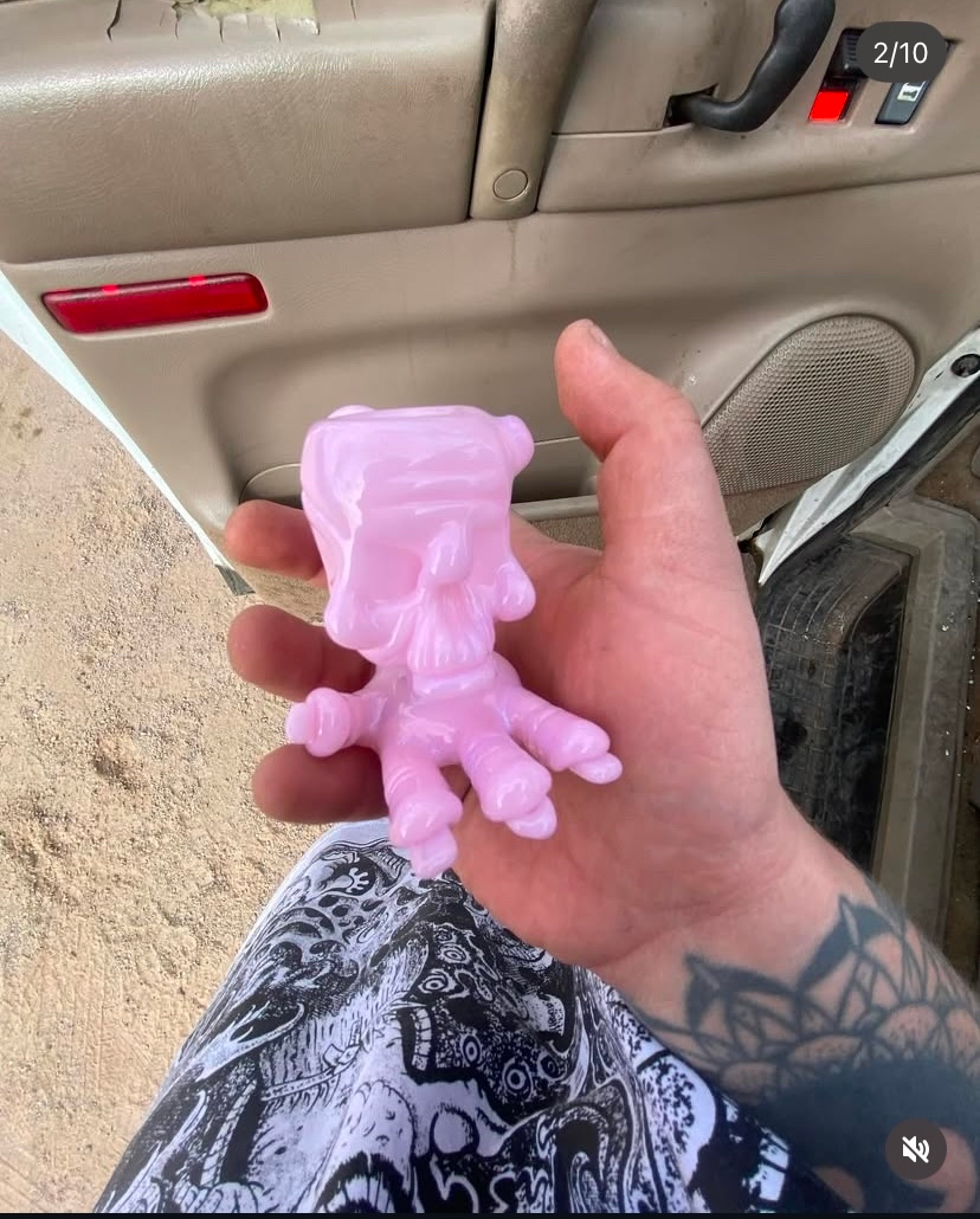 Preview pic of Pink skulllock