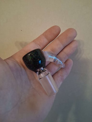 Preview pic of Prettier in person cropal slide