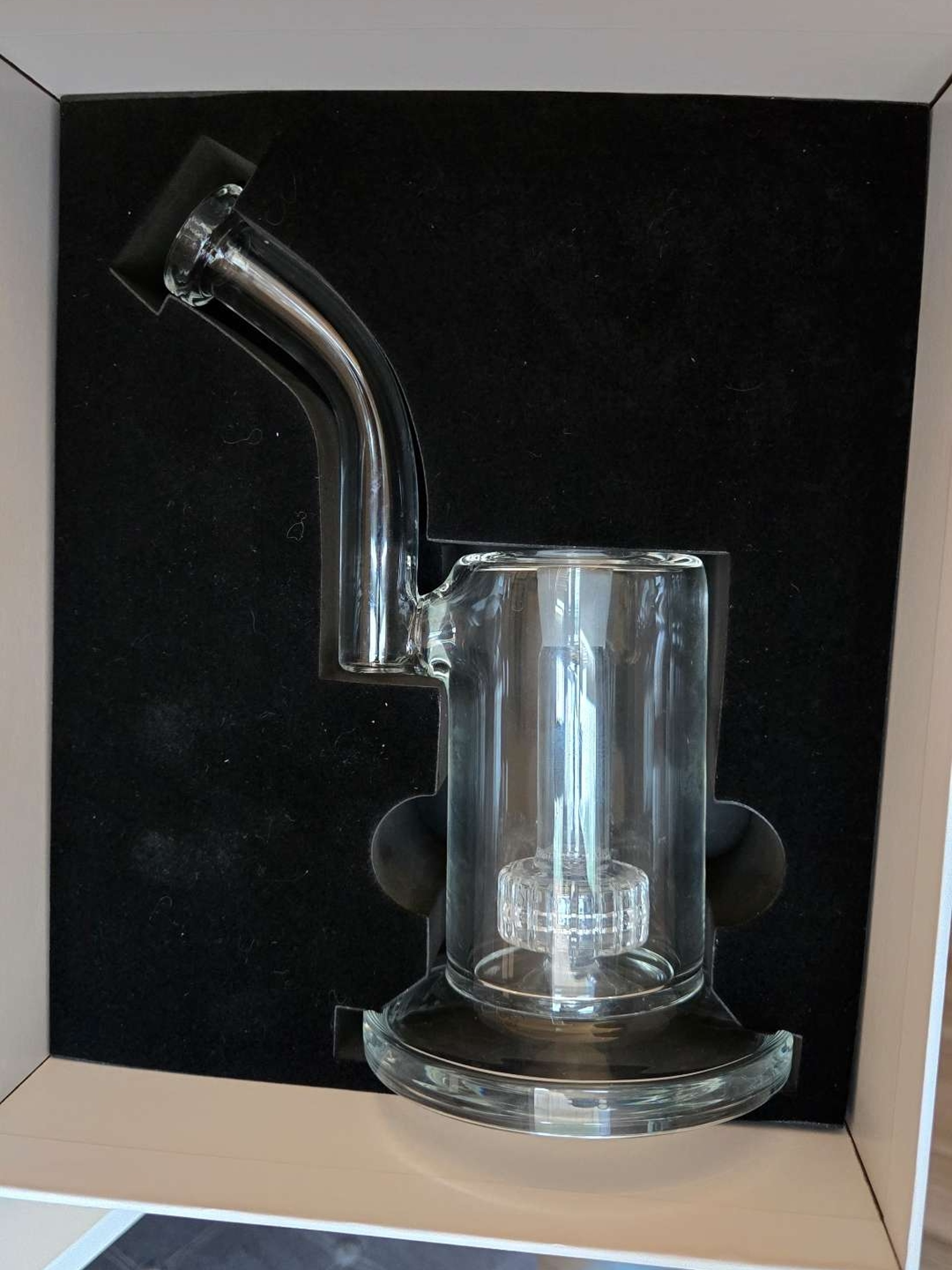 Preview pic of Bent neck bong