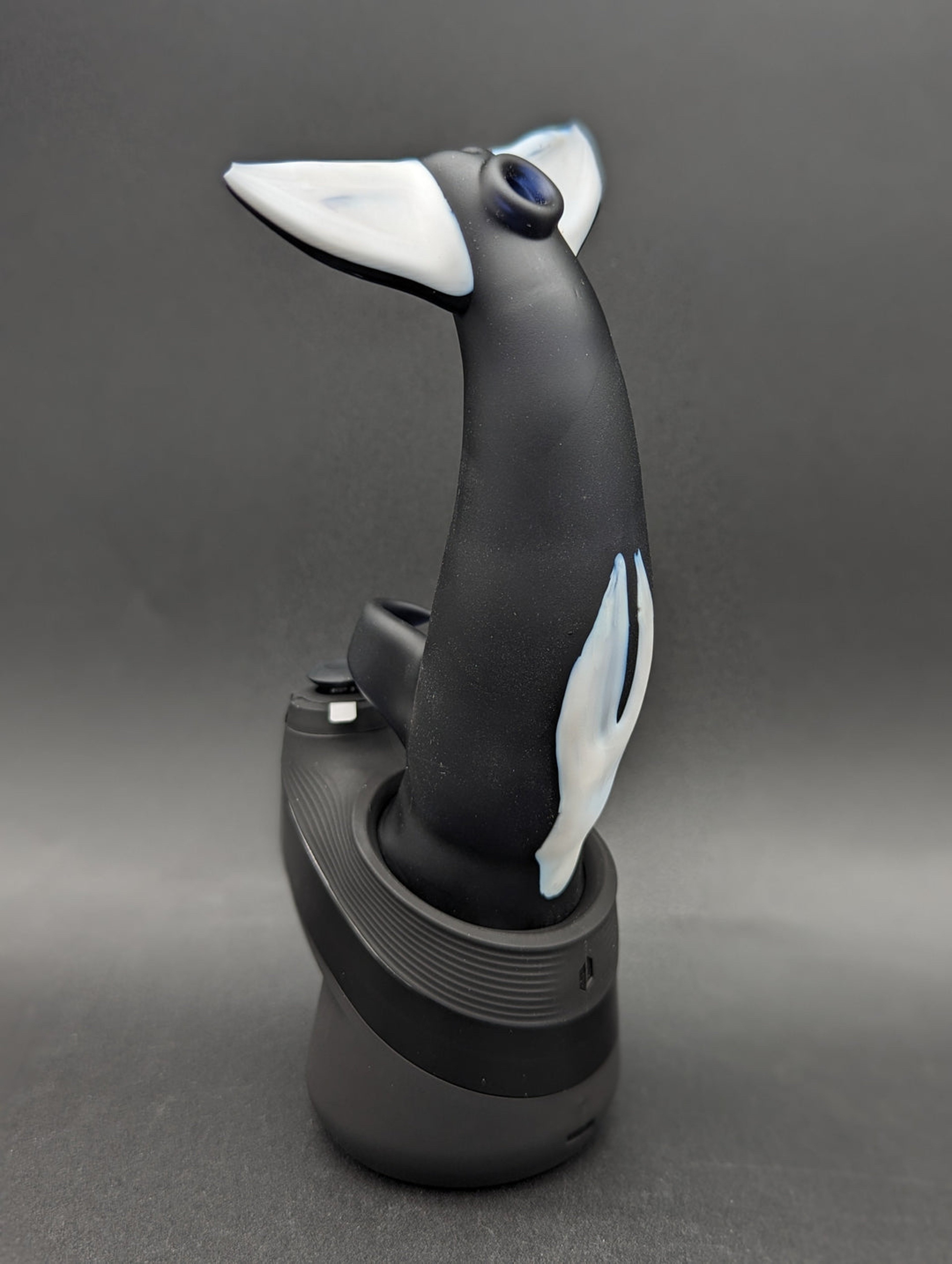 Preview pic of MAKO GLASS KILLER WHALE PUFFCO PEAK GLASS