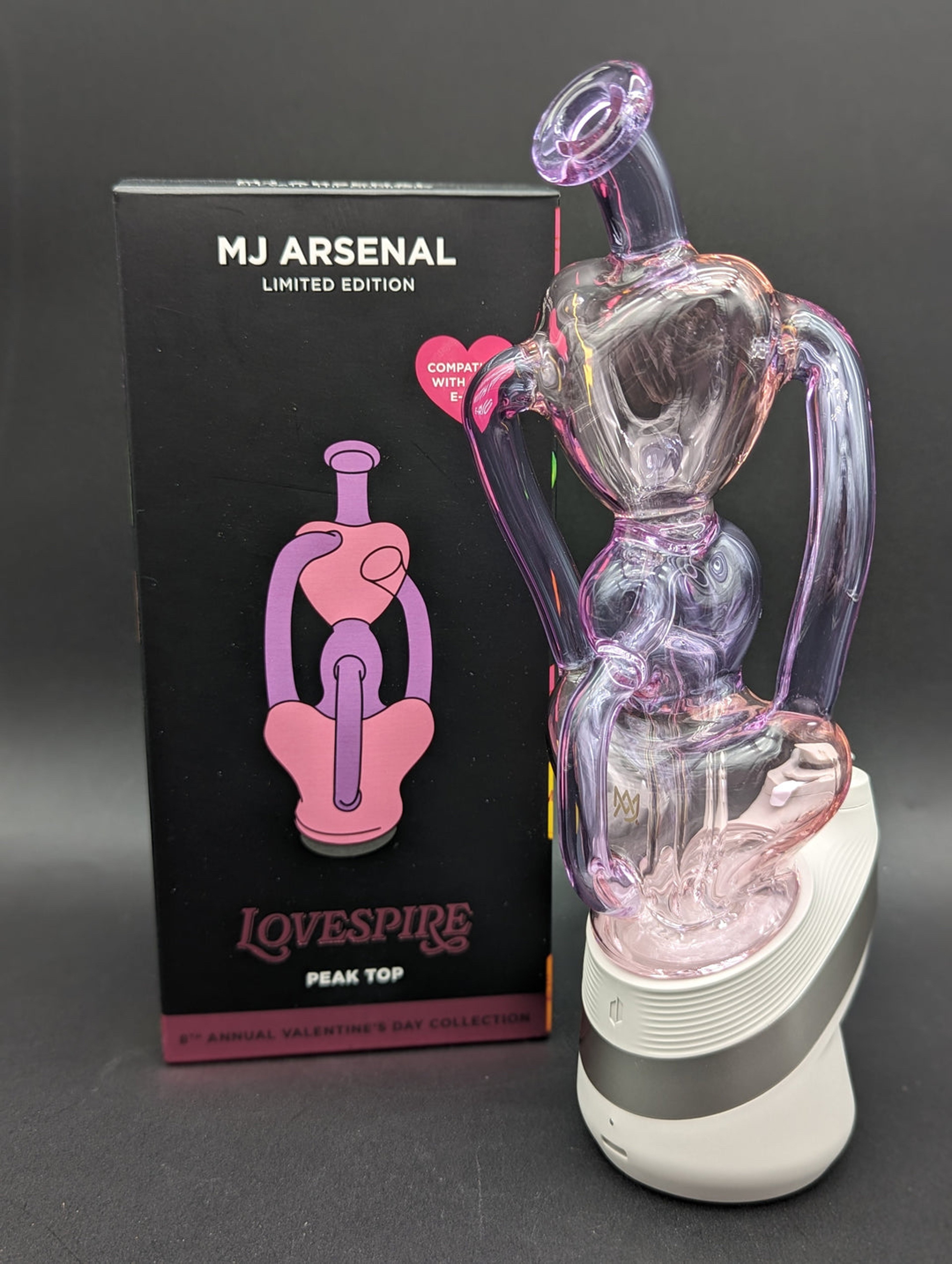 Preview pic of MJ ARSENAL LOVESPIRE PUFFCO PEAK TOP