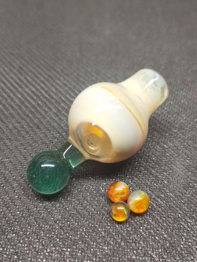 Preview pic of Fumed Carb Cap with Color Accents and a Set of Terp Pearls!