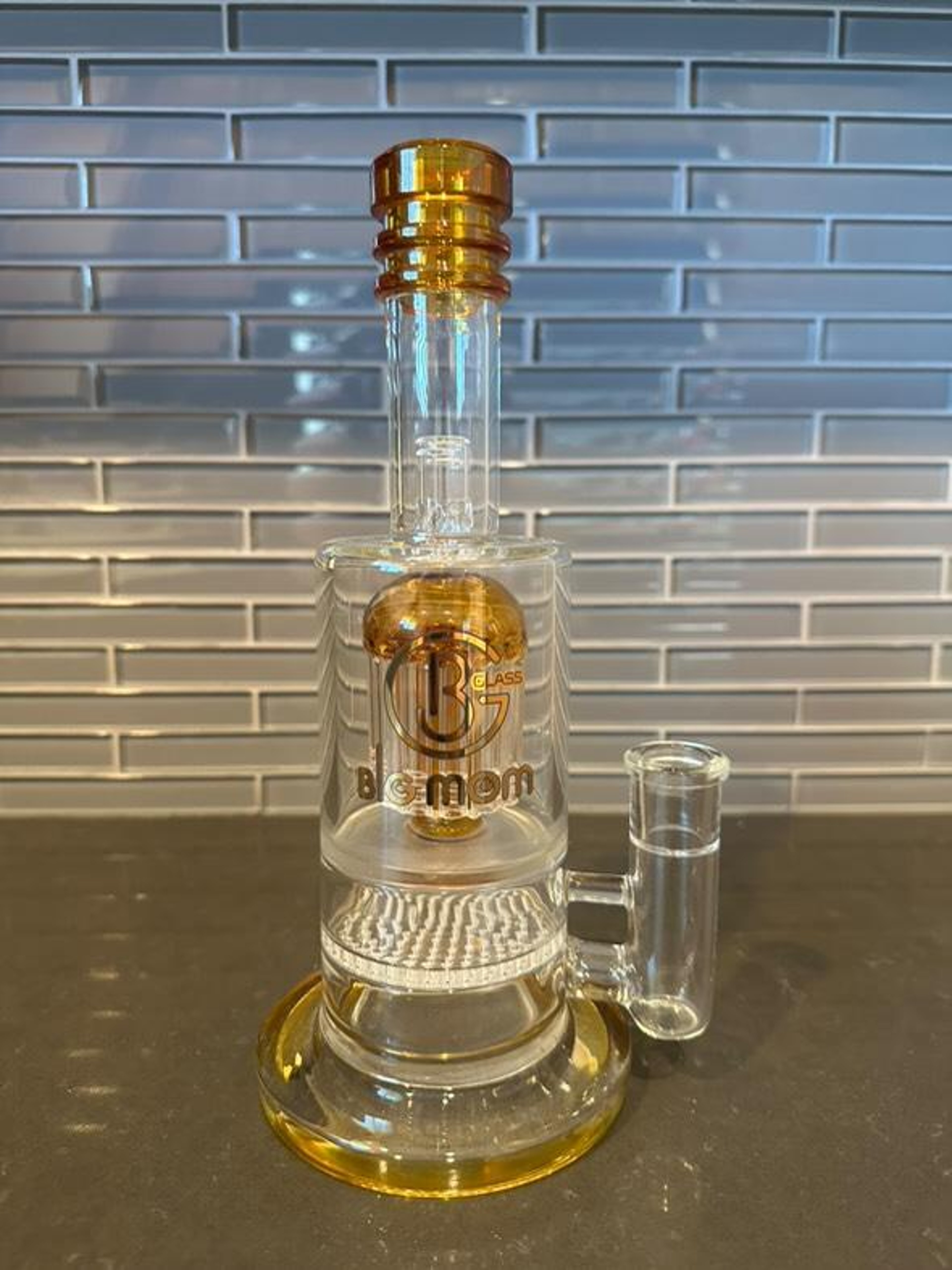 Preview pic of BIG MÖM Bong