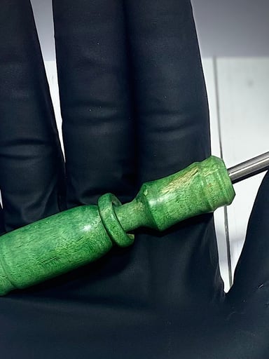 Preview pic of Green burl fidget dabber